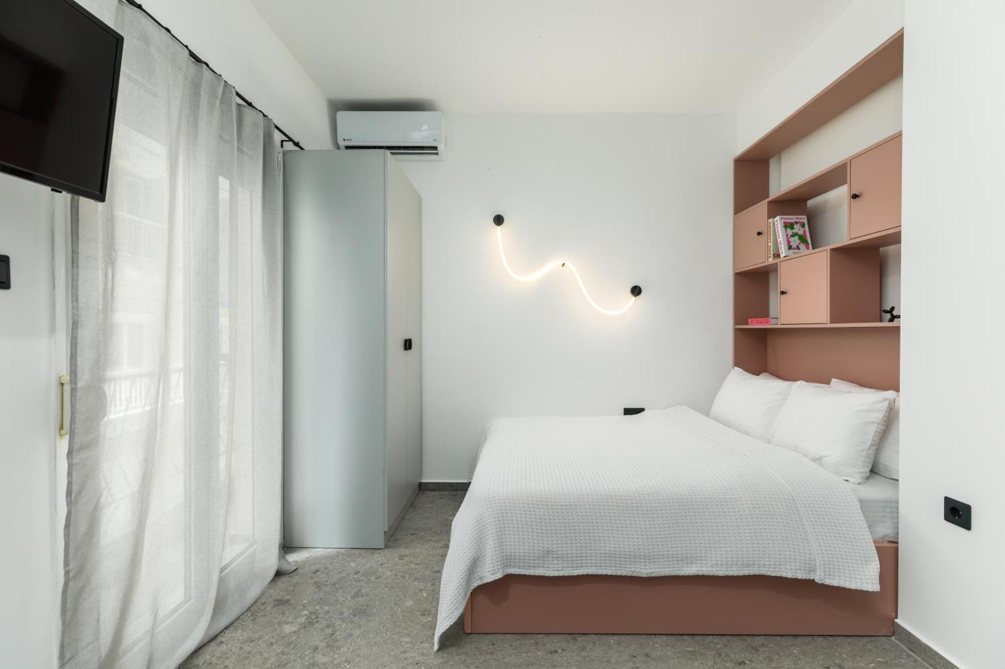 Lupen By Alchemia Parking * Thessaloniki