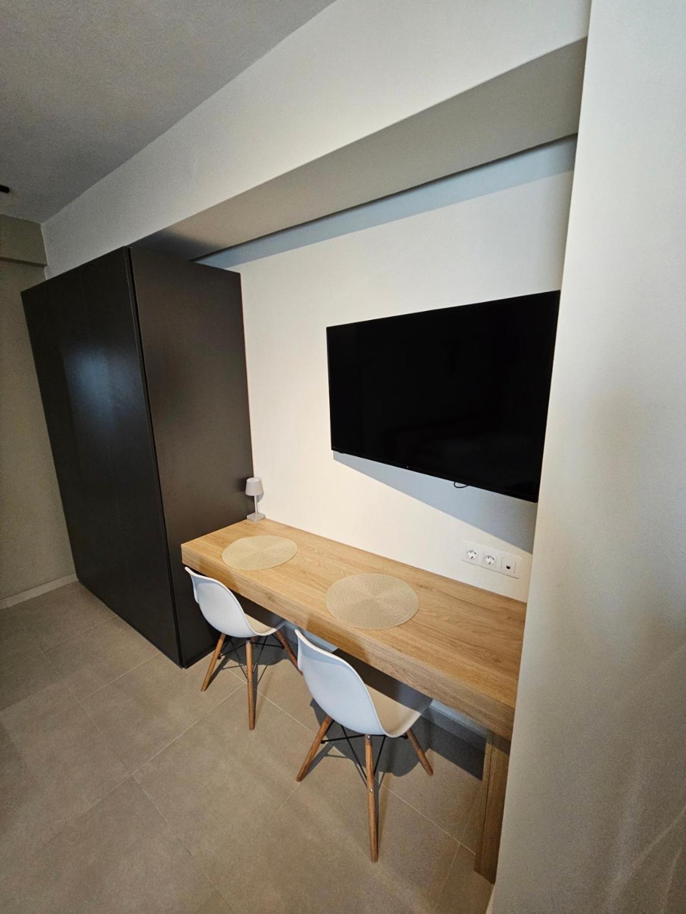 Downtown Living 1