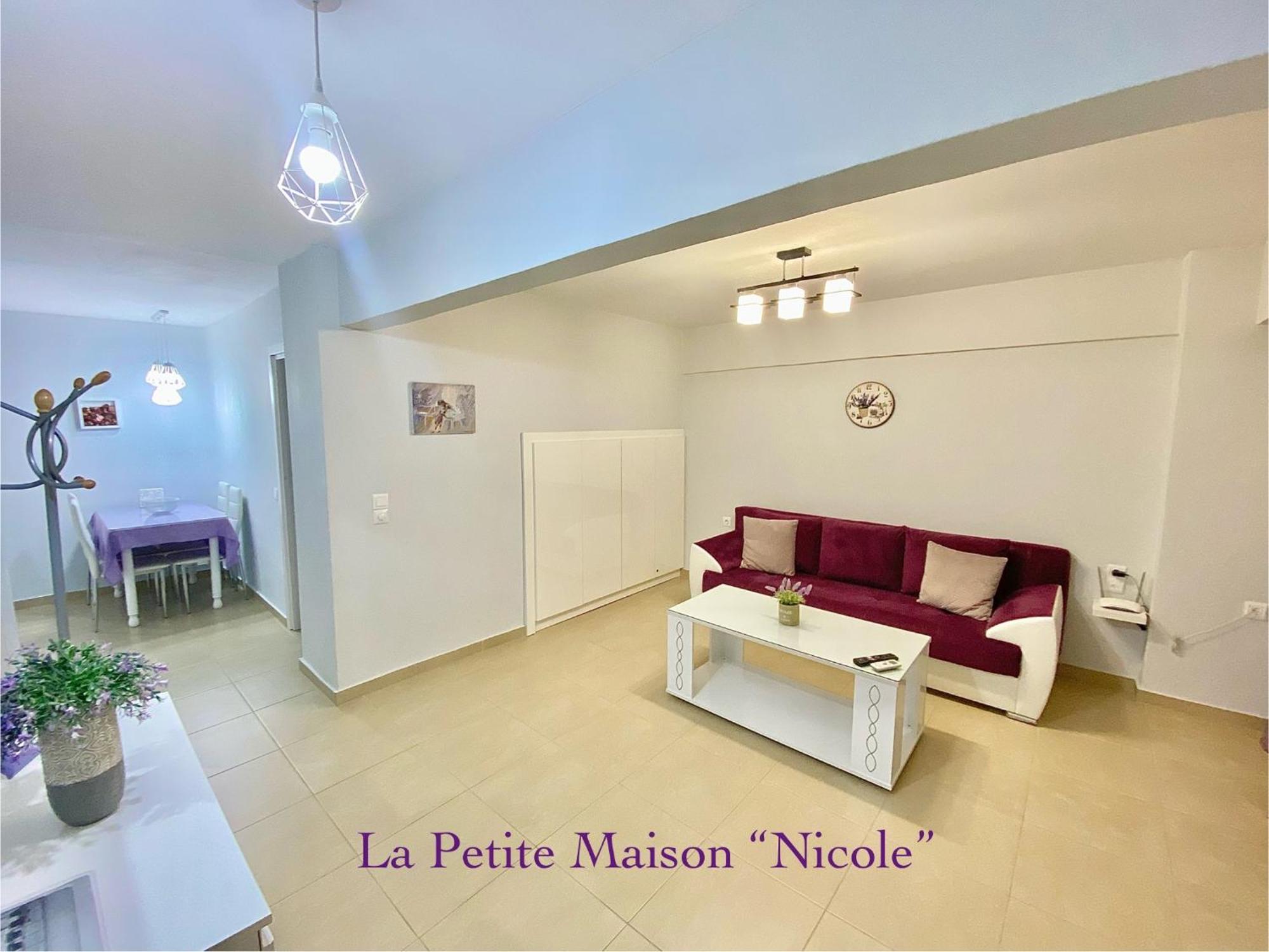 Apartment La Petite Maison Nicole *