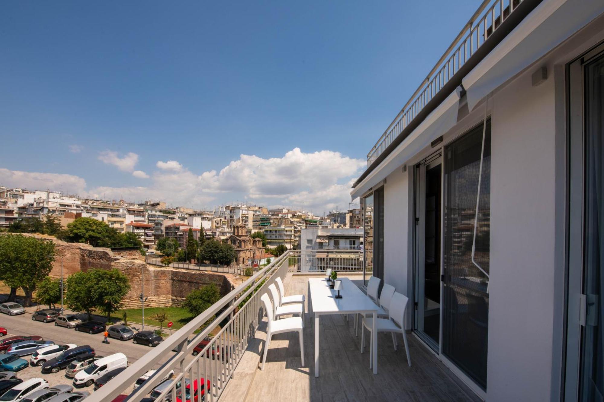 Skia Luxury Living Above The Walls Tessalónica