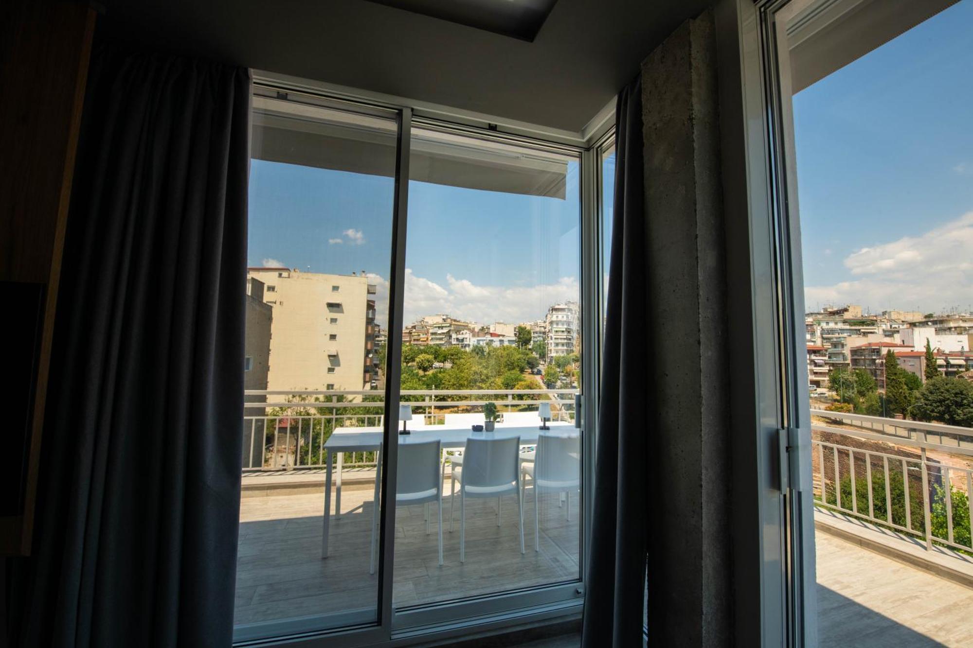 Skia Luxury Living Above The Walls Apartamento