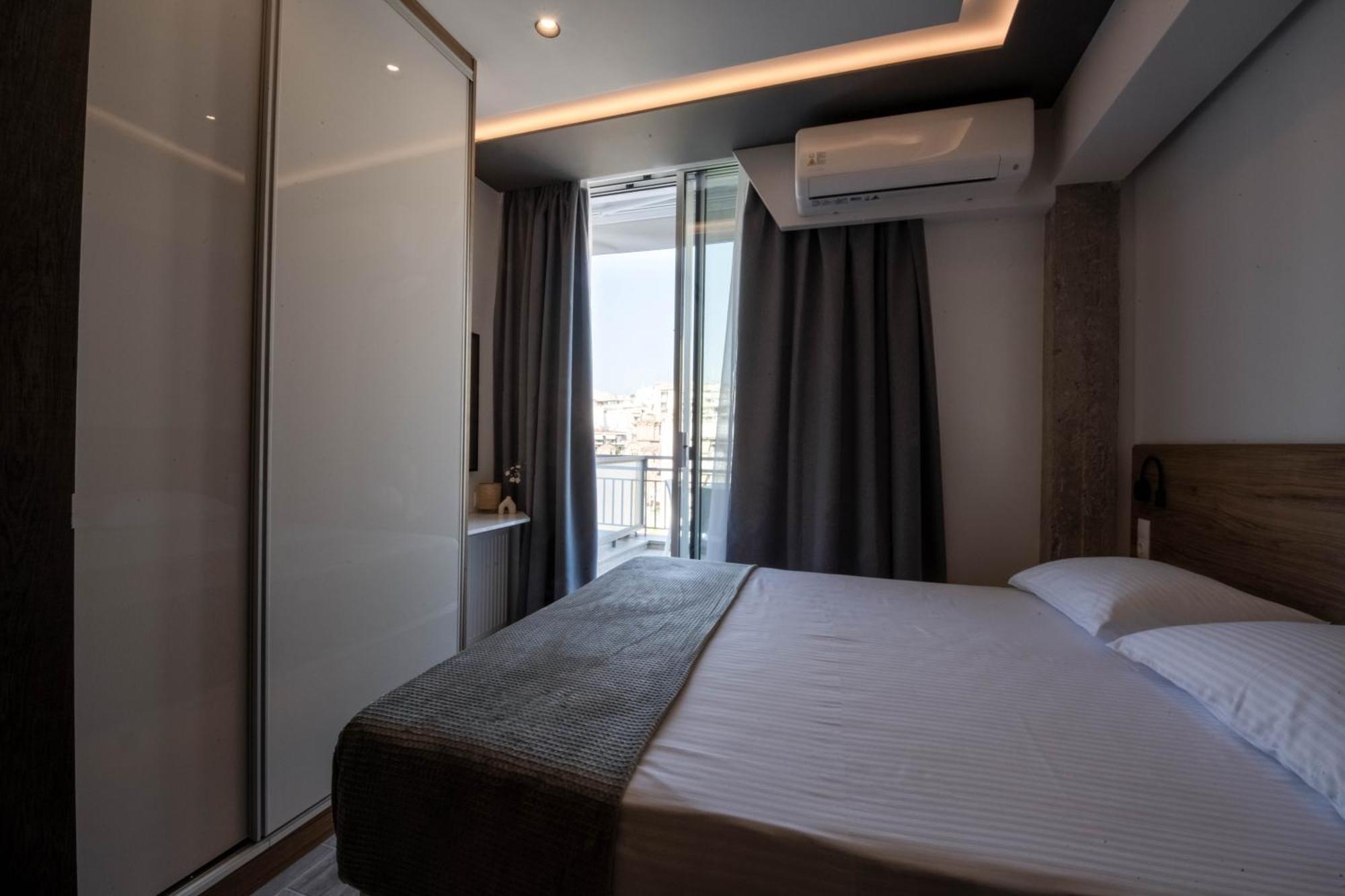 Skia Luxury Living Above The Walls * Tessalónica