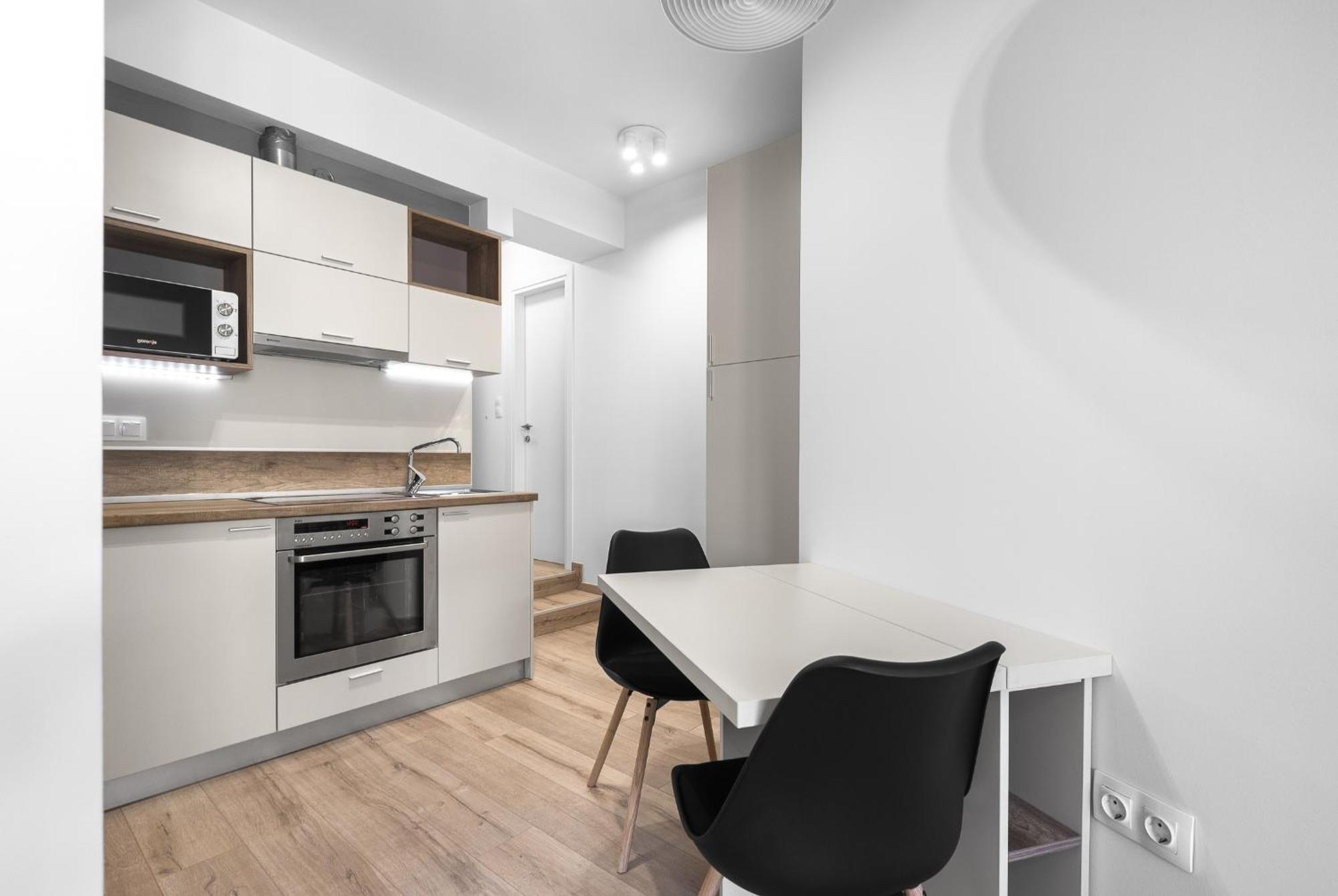 Zaphira, Nilie Hospitality Mgmt