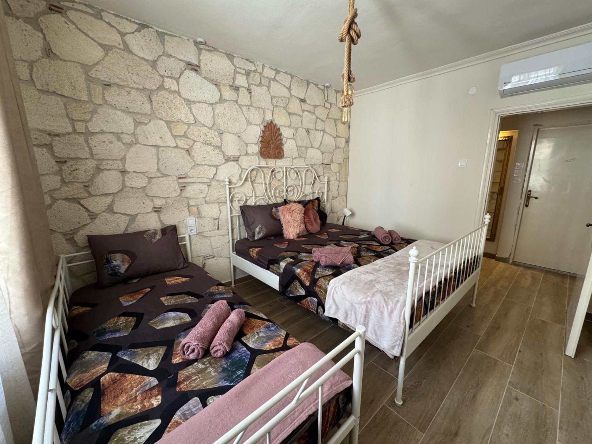 Stone 3 Apartment