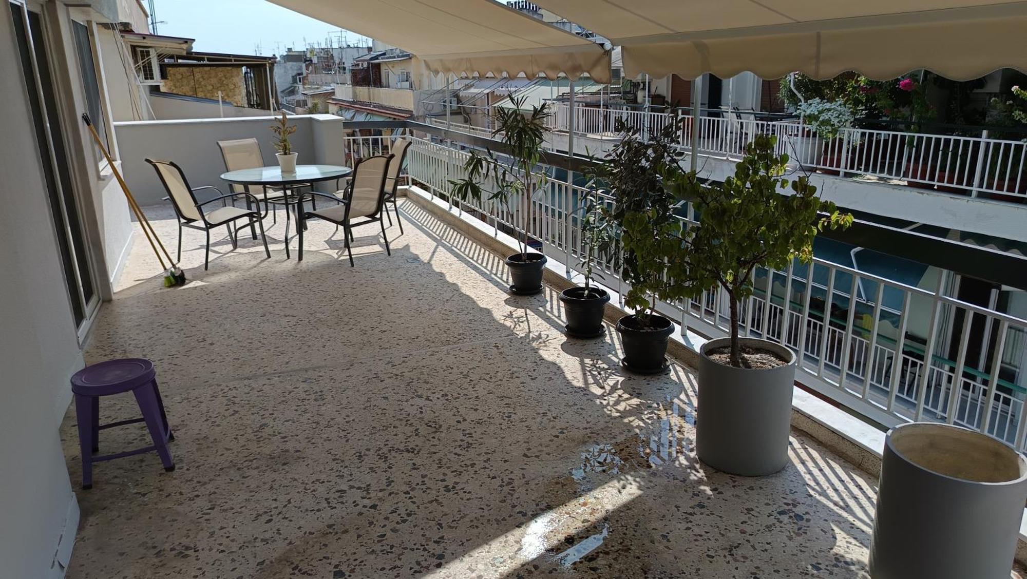 Ikos Apartment