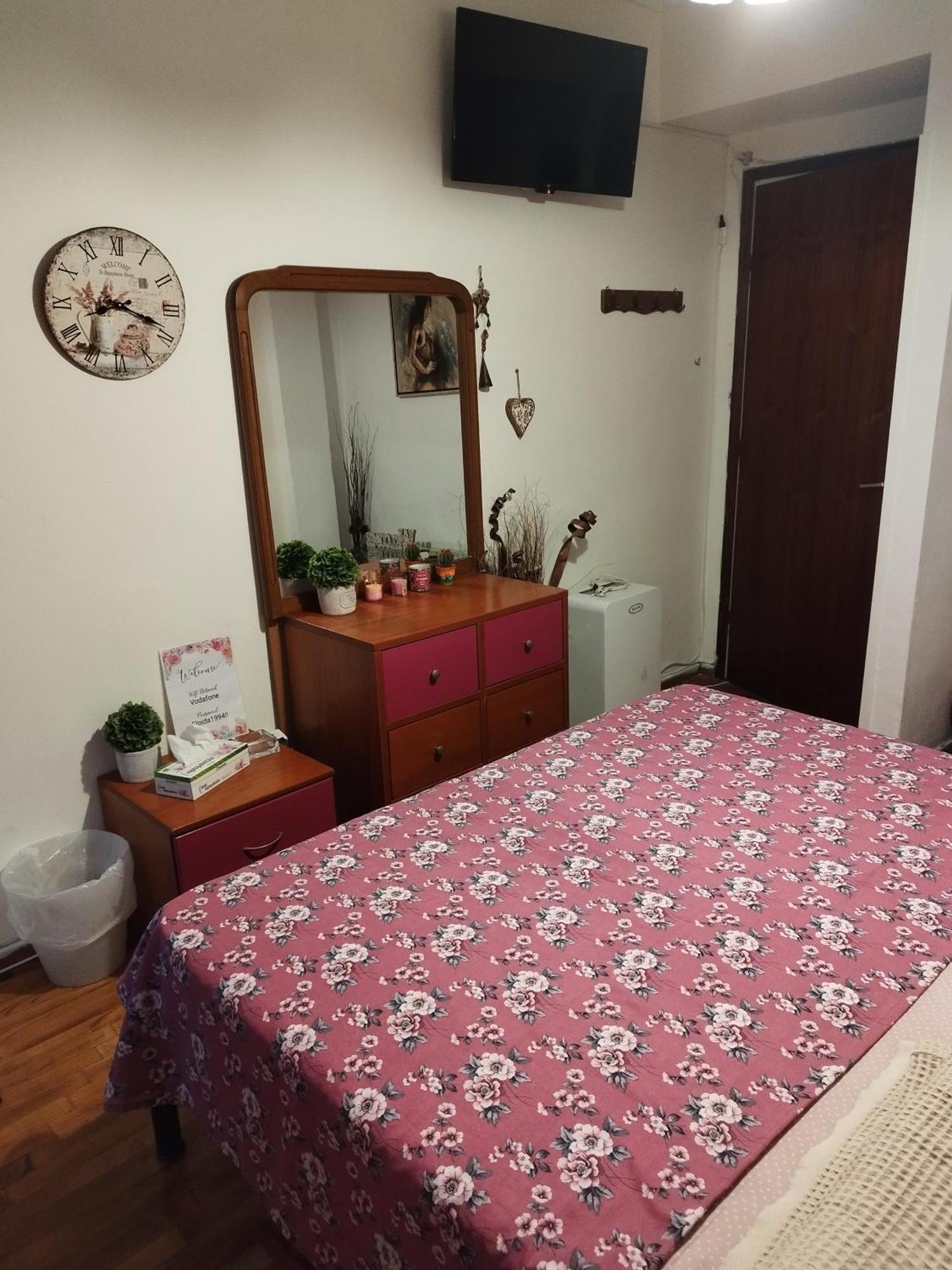 Homestay Private In Shared House Thessaloniki