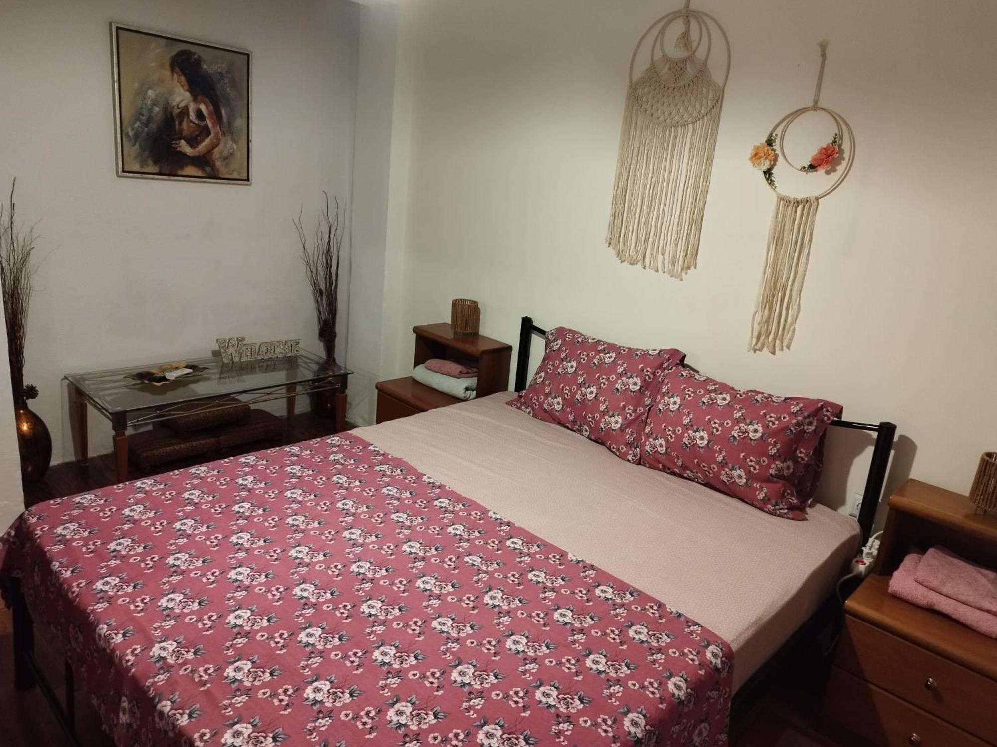 Homestay Private In Shared House Thessaloniki