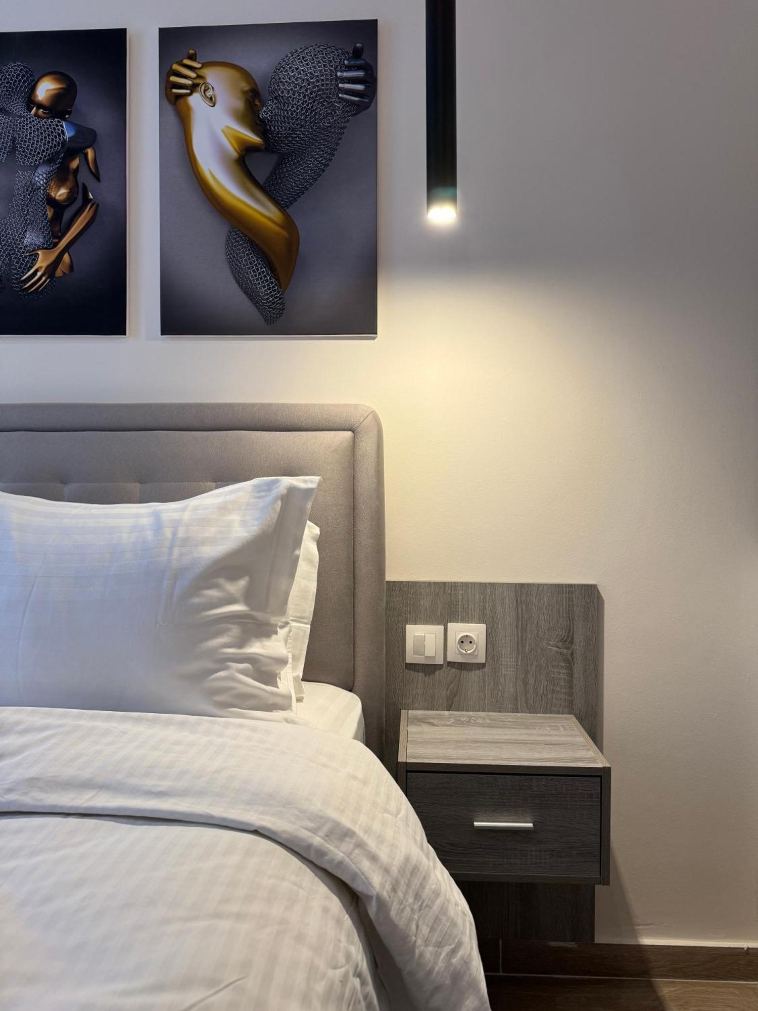 Private Mini Suite-netflix Thessaloniki