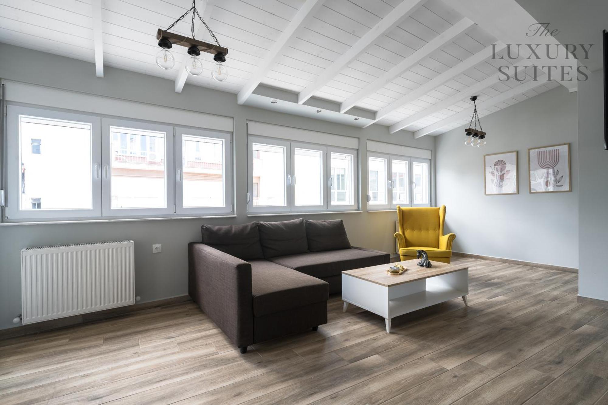 Niraya 2 Bedroom Penthouse, The Luxury * Selanik