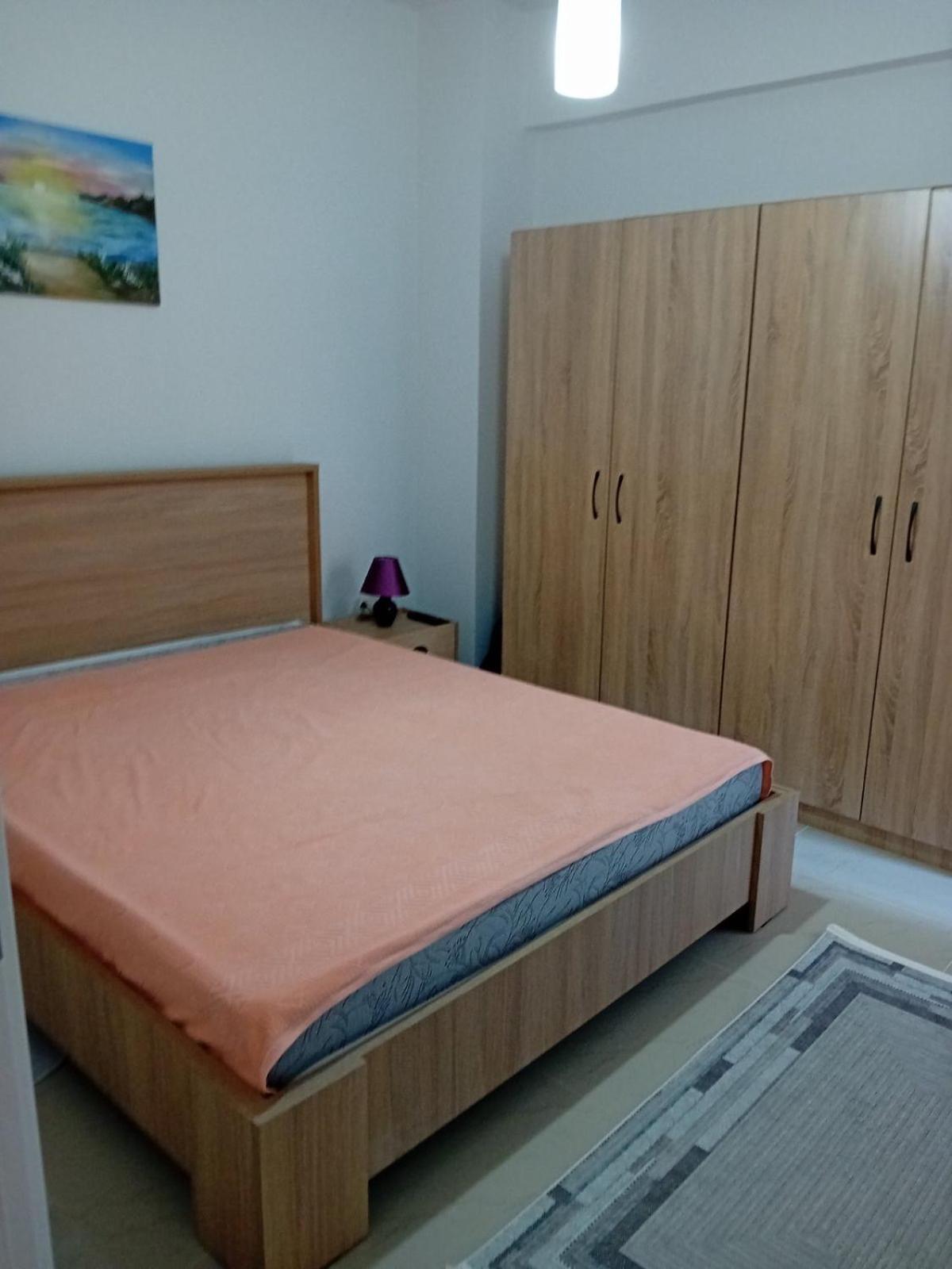 Nikola Apartamento