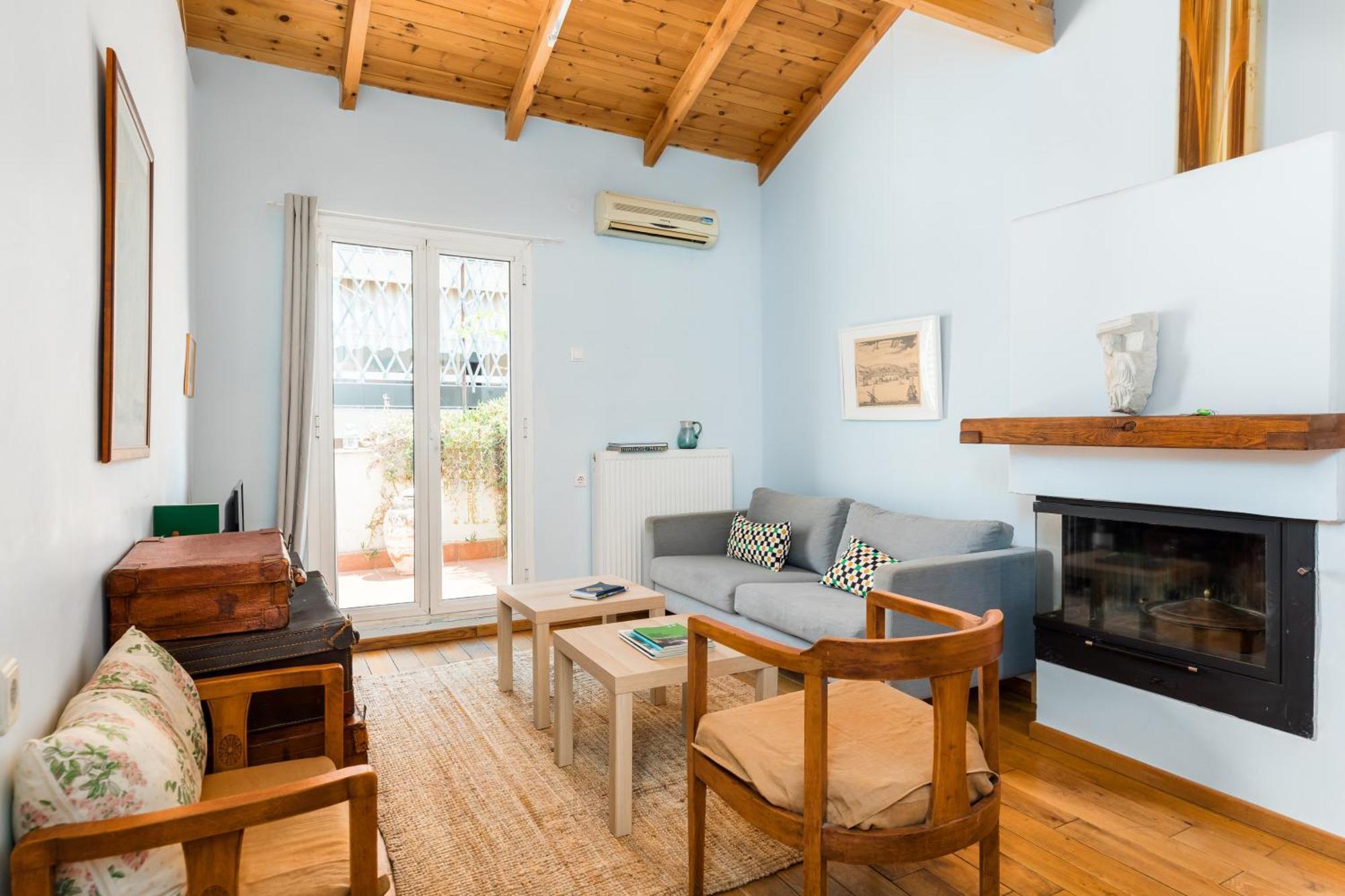 Apartment Butterfly By Halu! Retro House In The Center Thessaloniki
