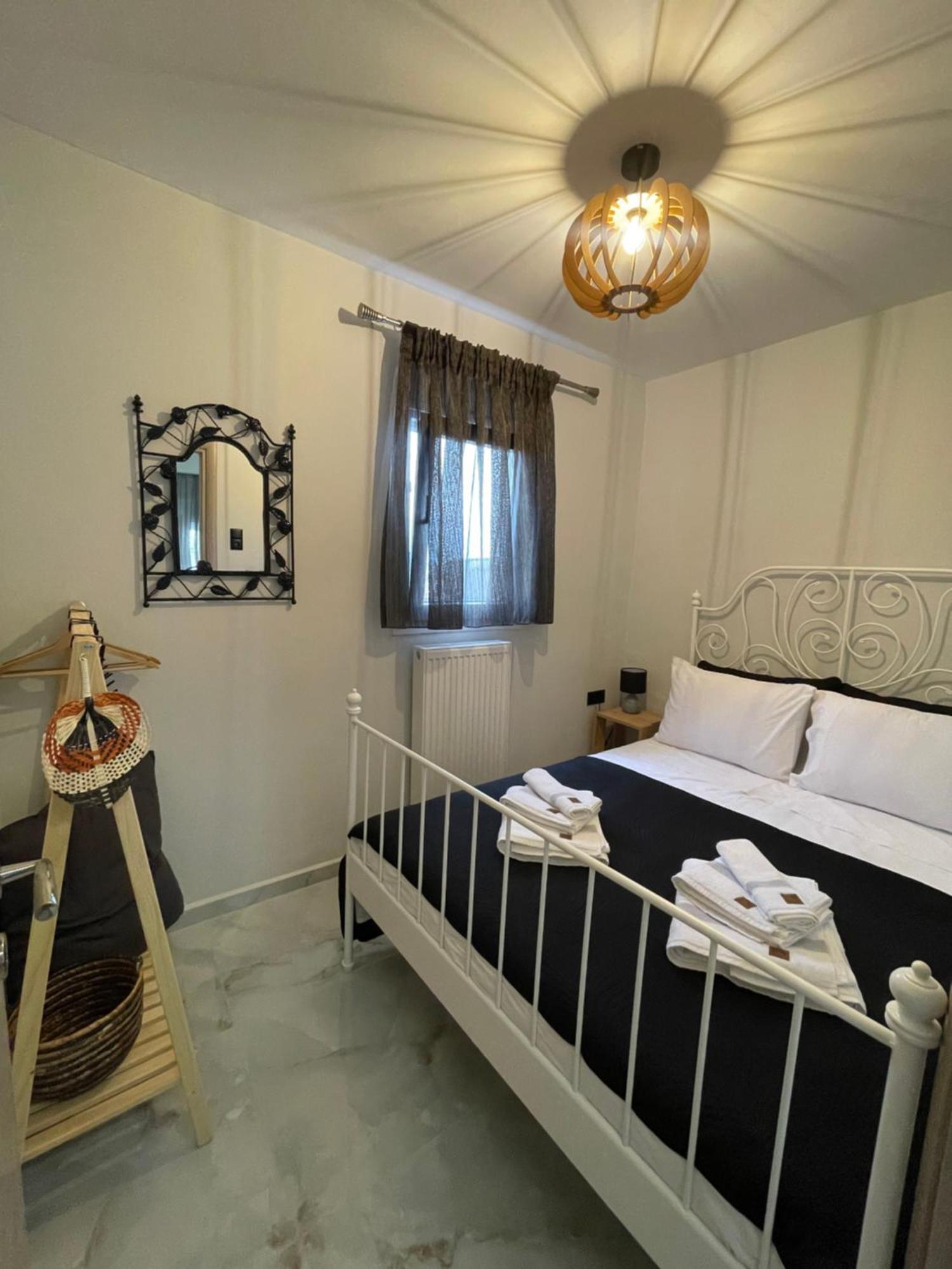 The Castle Nook * Selanik