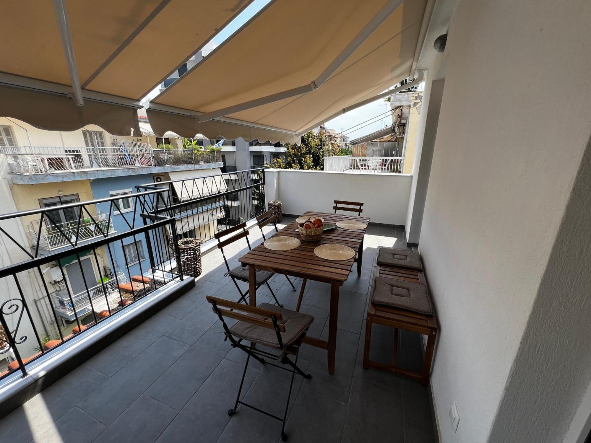 Apartment Oasis In With 500 Mbps Internet Thessaloniki
