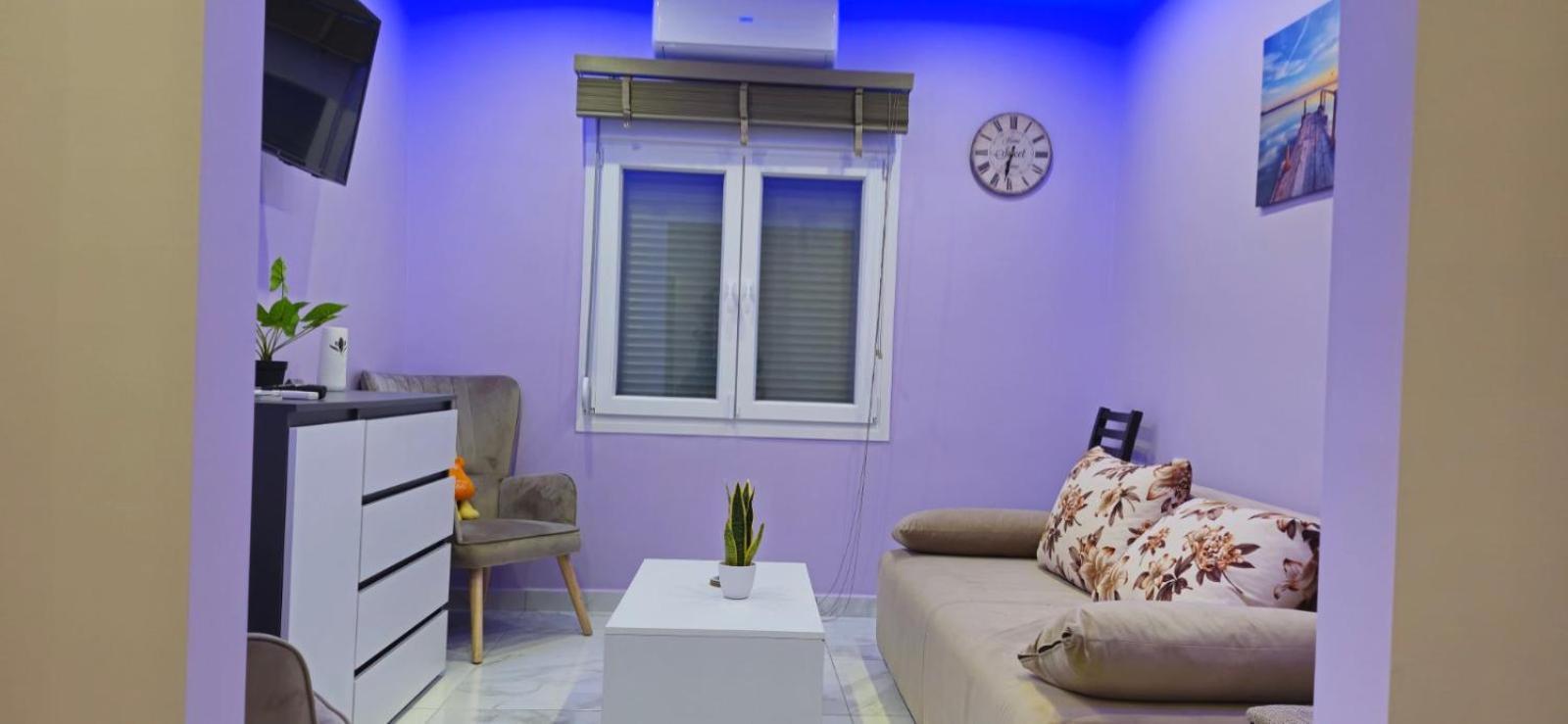 Phidias House Apartment *