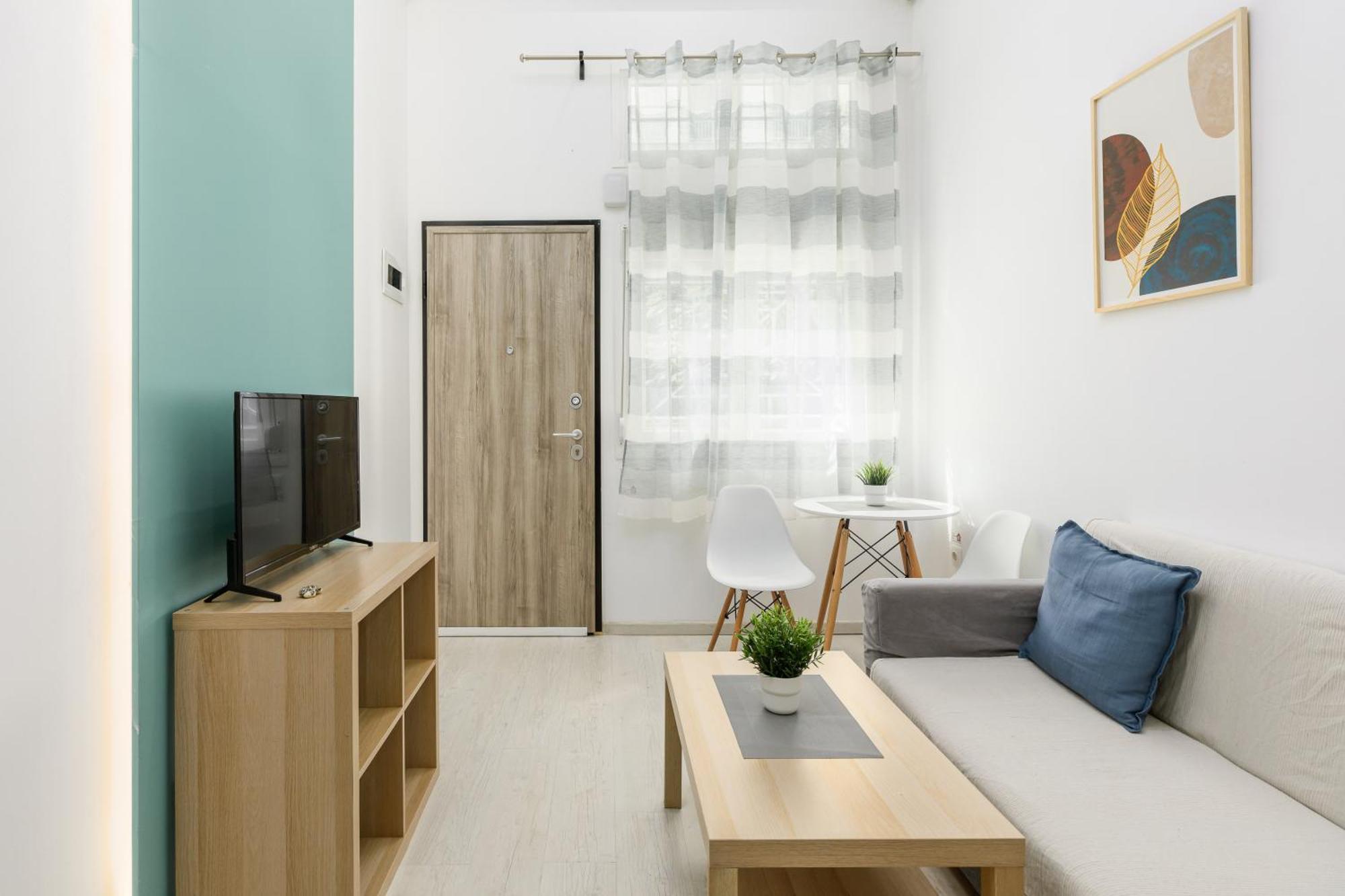 Stylish Loft In Center 2 *