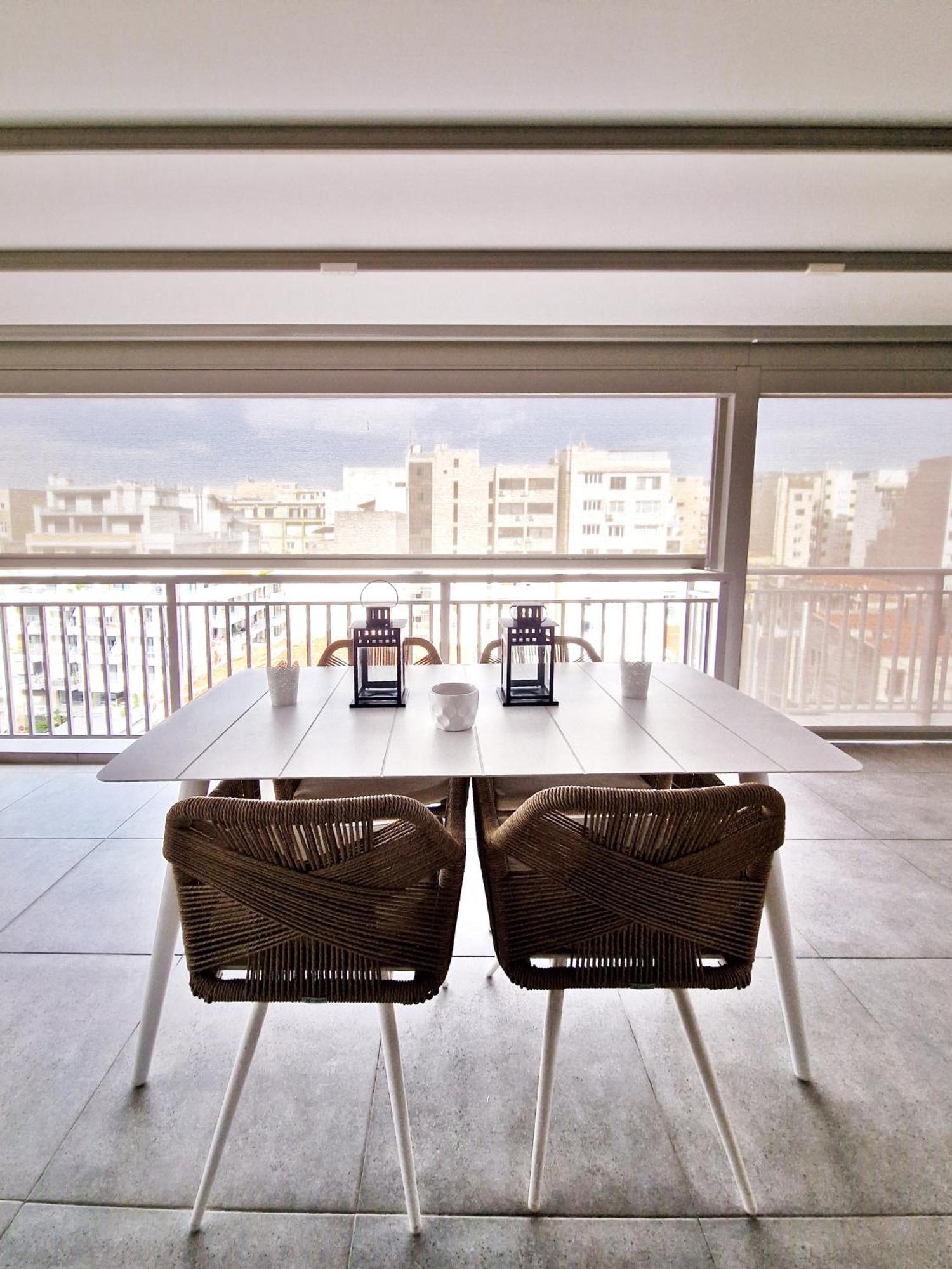 Urban Quality Comfort Apartment
