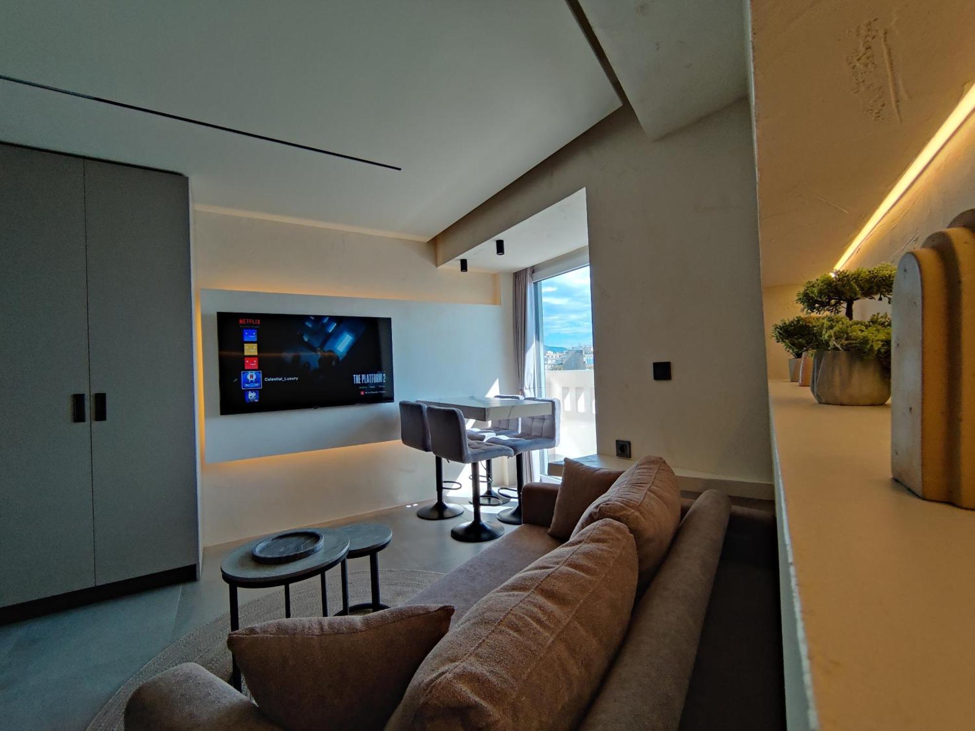 Celestial Luxury Skg Port Ii * Thessaloniki
