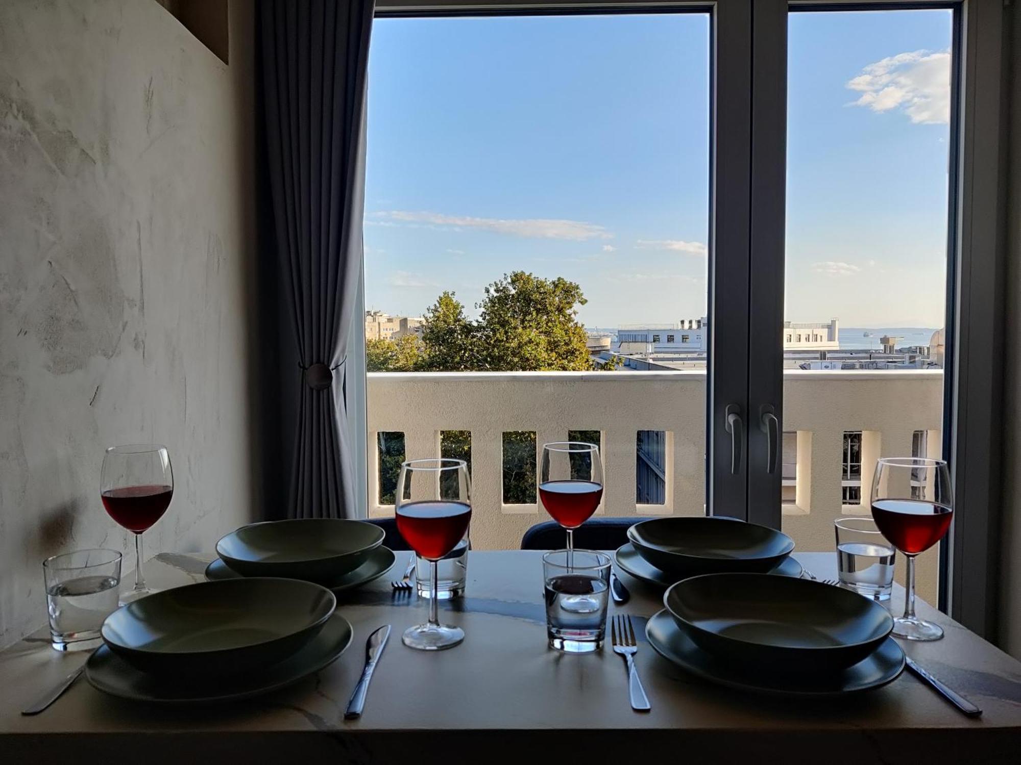 Celestial Luxury Skg Port Ii * Thessaloniki