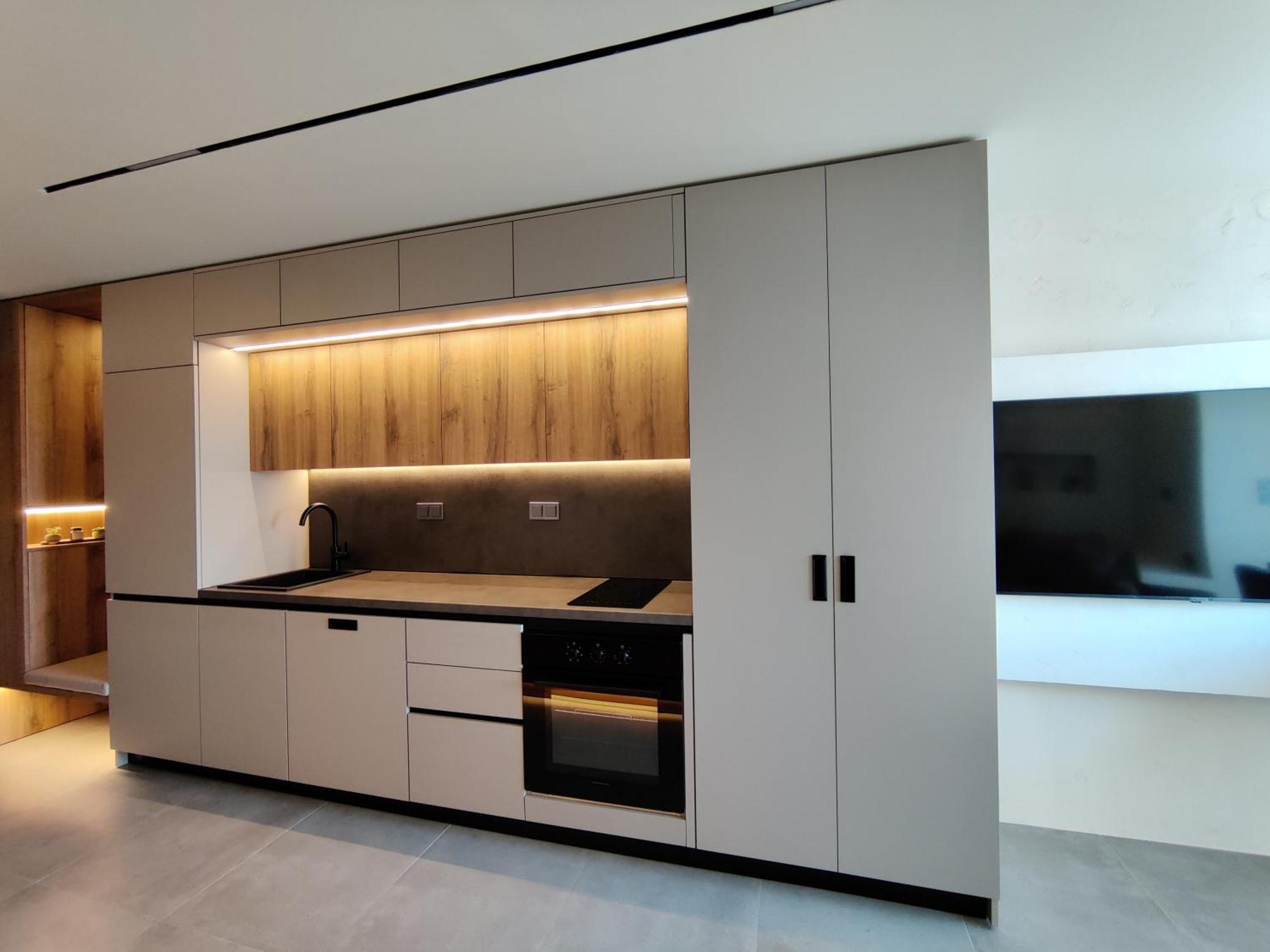 Celestial Luxury Skg Port Ii Apartment
