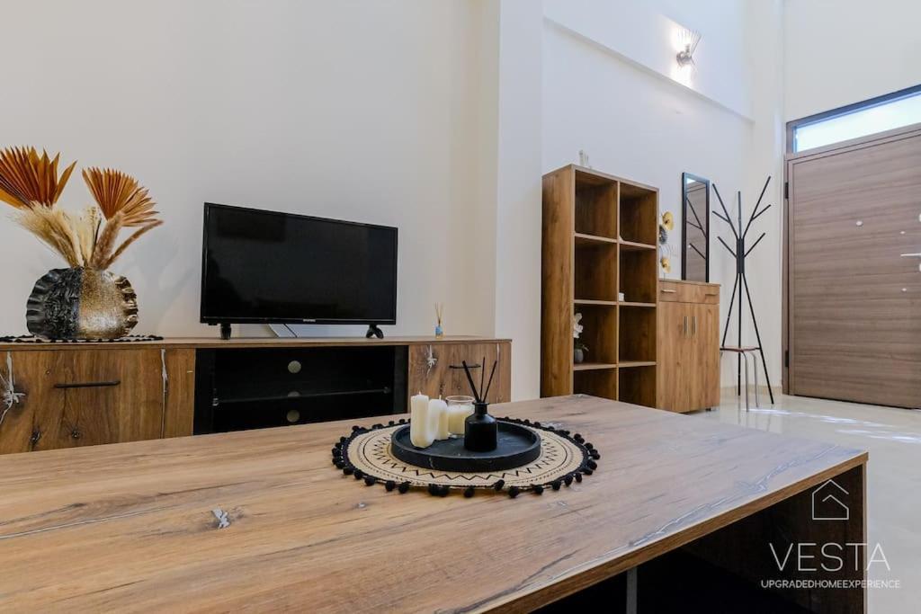 Comfort Loft, 1' Walk To Ippokratio Hospital