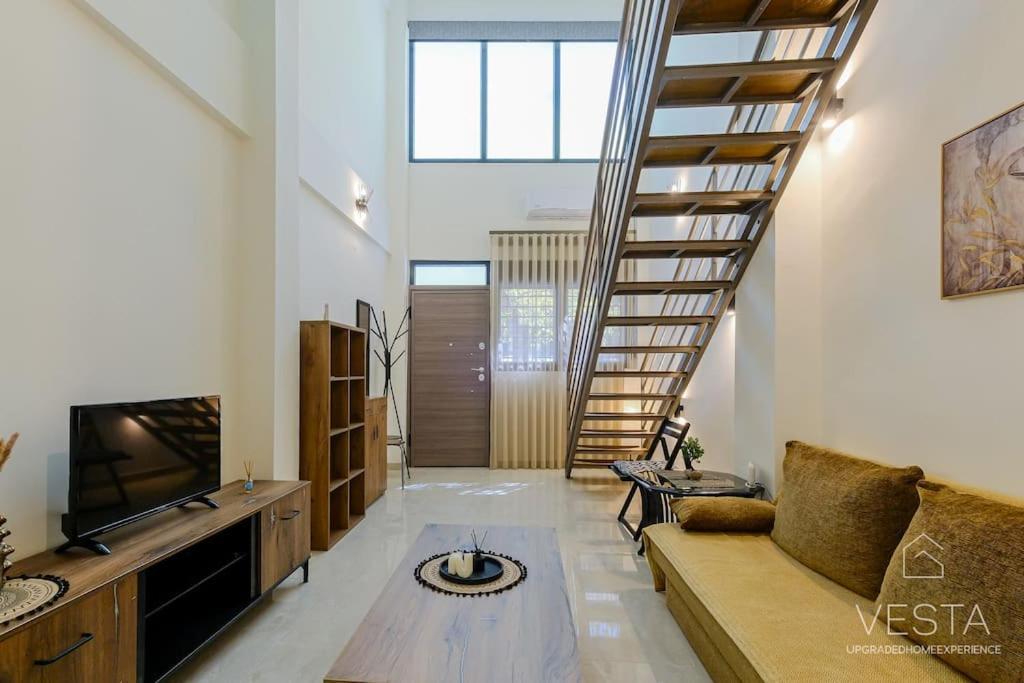 Apartment Comfort Loft, 1' Walk To Ippokratio Hospital Thessaloniki