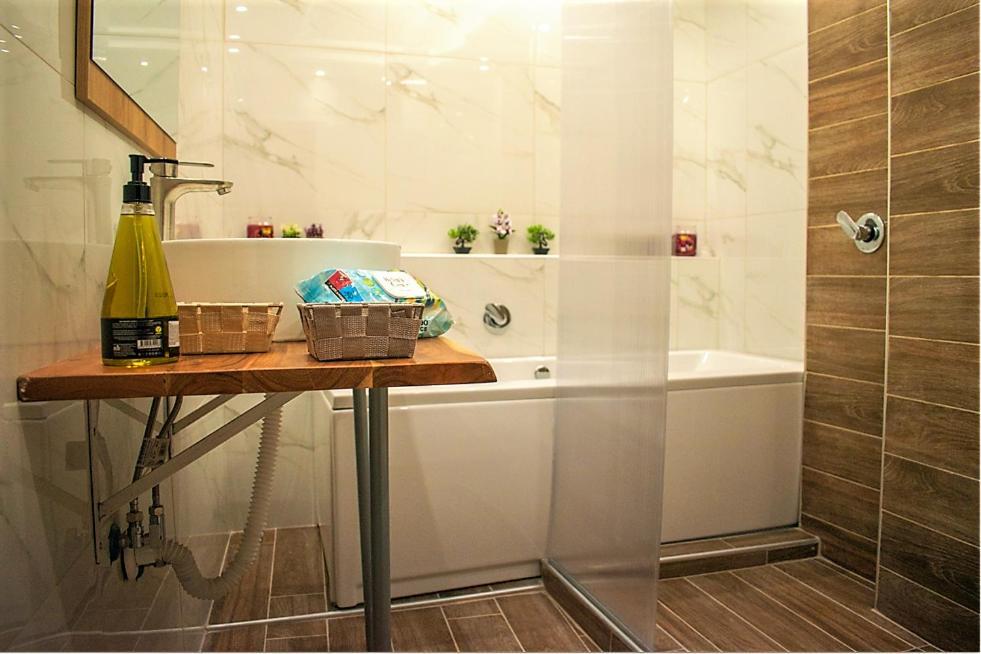 Ayasofia Jakuzzi 2 Bedrooms Balcony Apartment