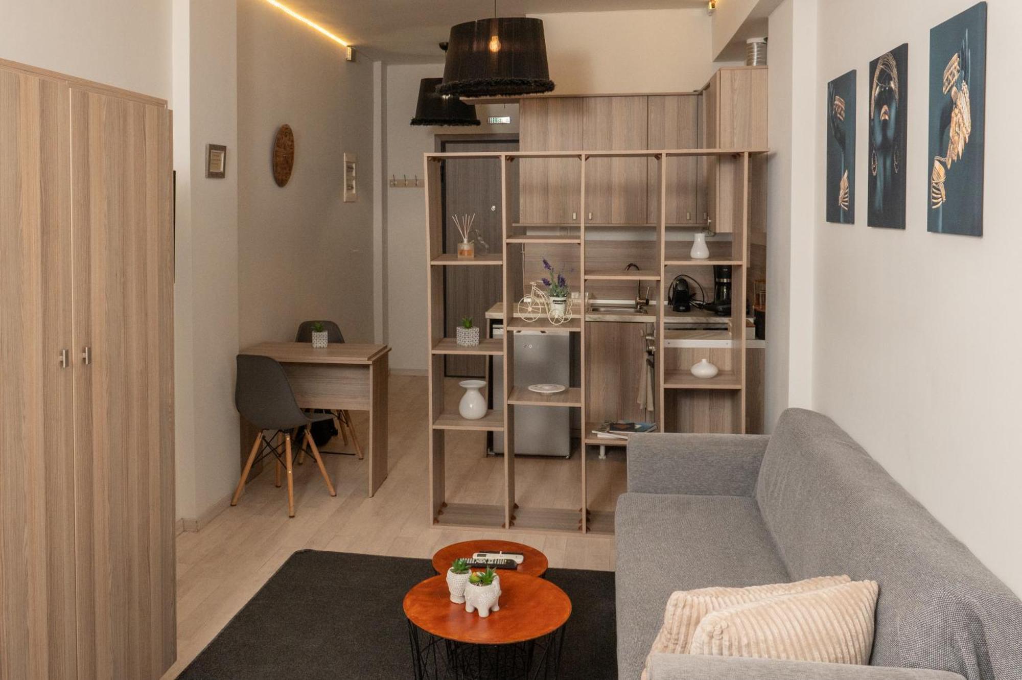 Thess Puzzle Apartment