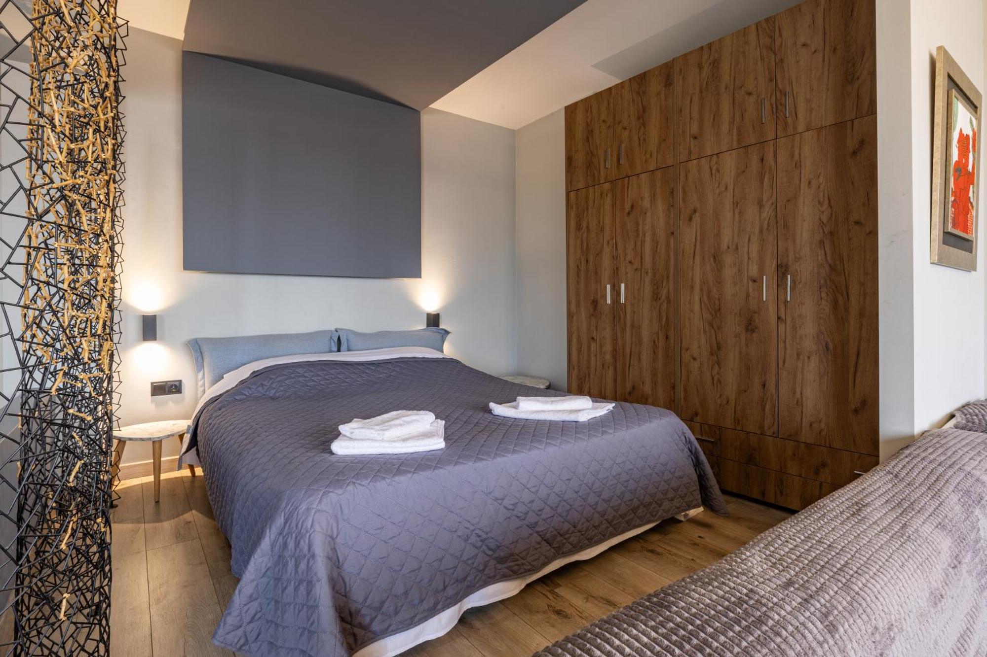 Sea View Apartment *