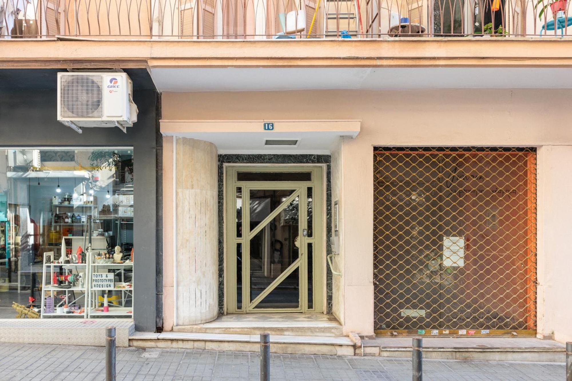 F & B Collection - Frida & Carlo - Flat For 4 * Thessaloniki