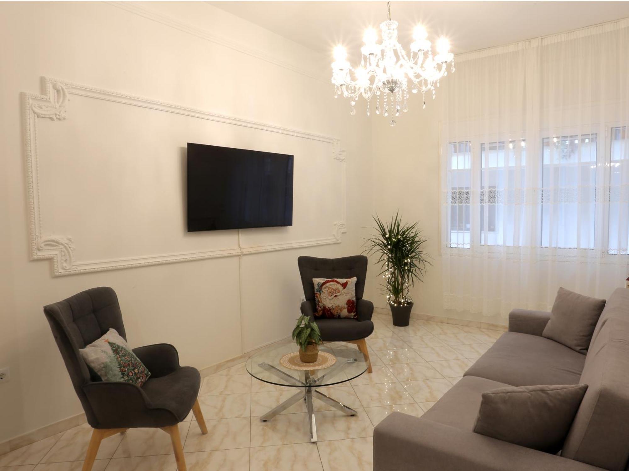 White Tower Family With Jacuzzi - Perfect Hospitality *