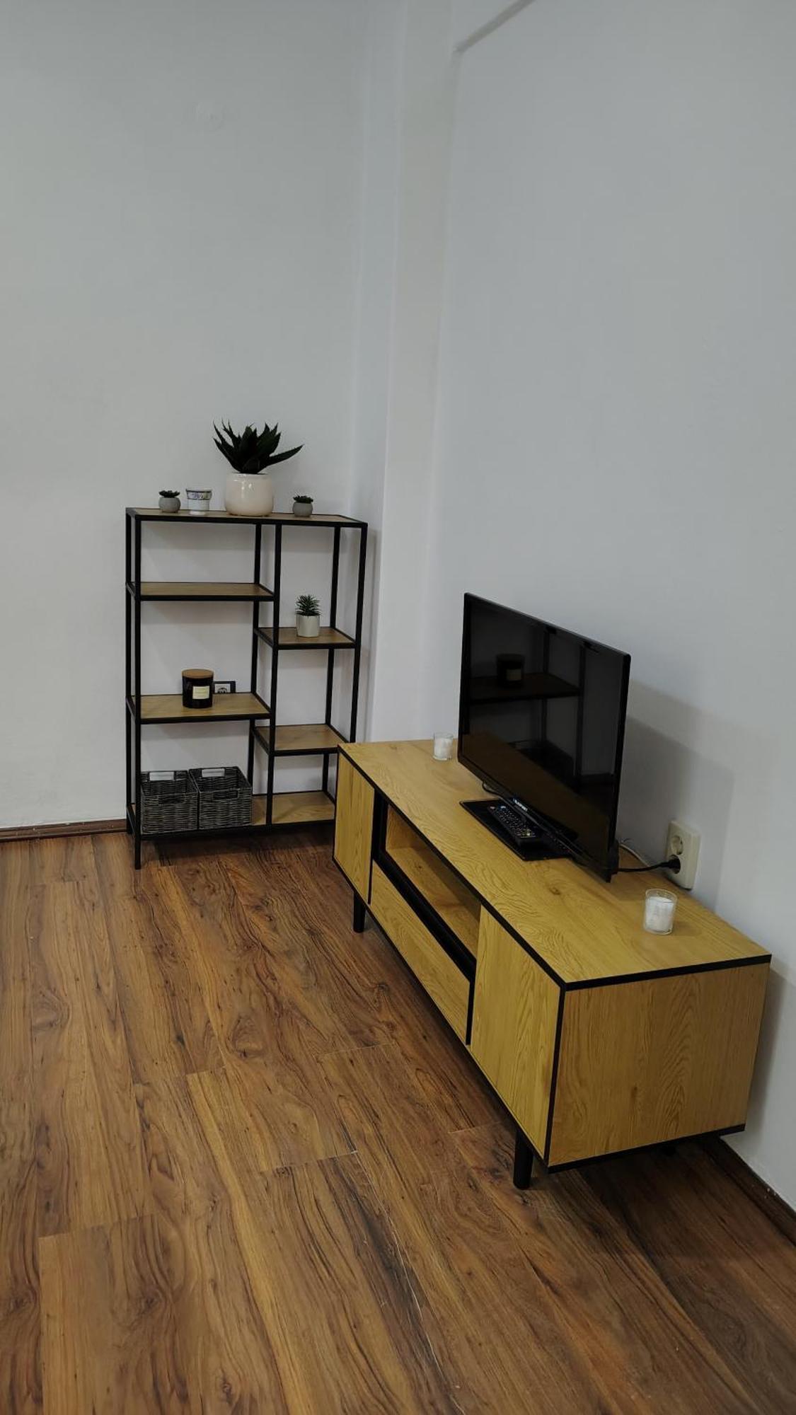 Apartment Charm By Nia