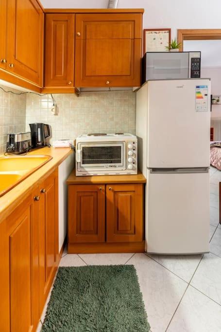 Fully Equipped And Family Friendly 200mbps Tessalónica