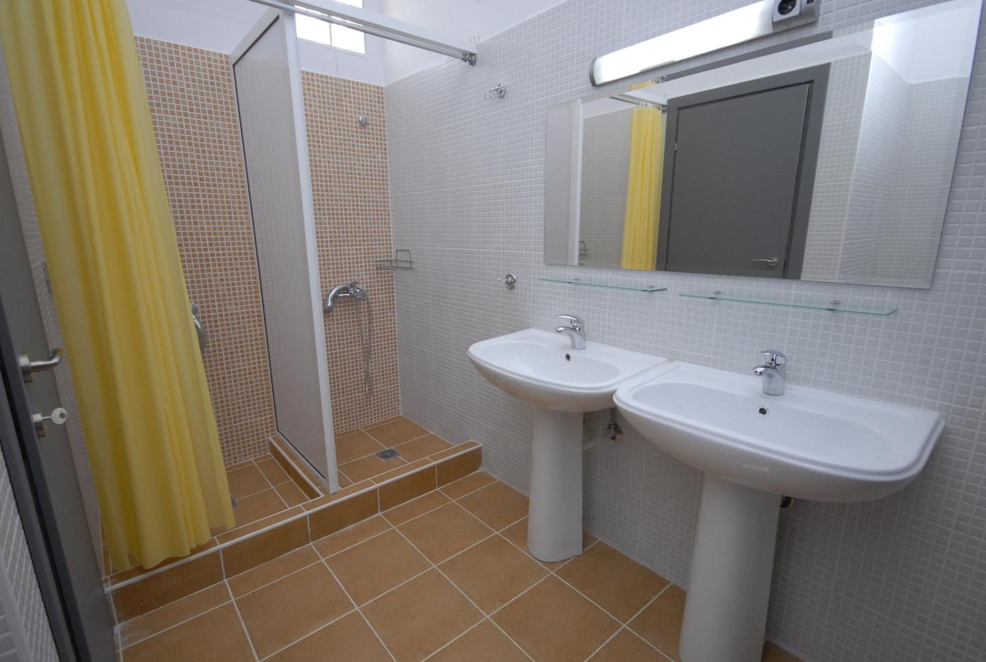 Guest house Rentrooms