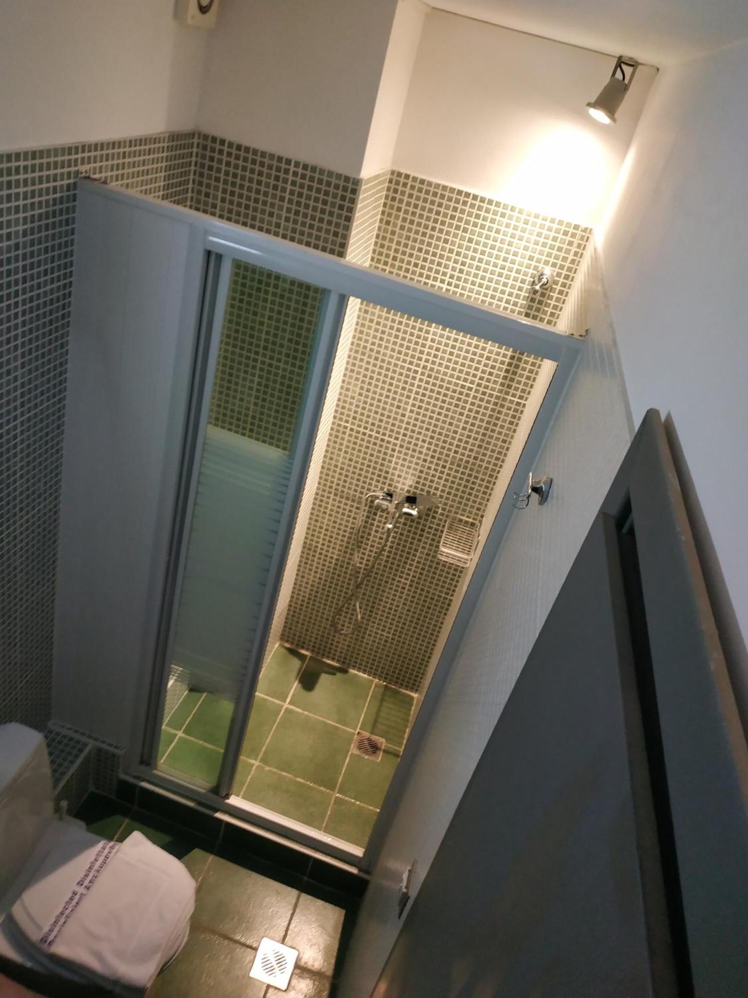 Guest house Rentrooms 3*