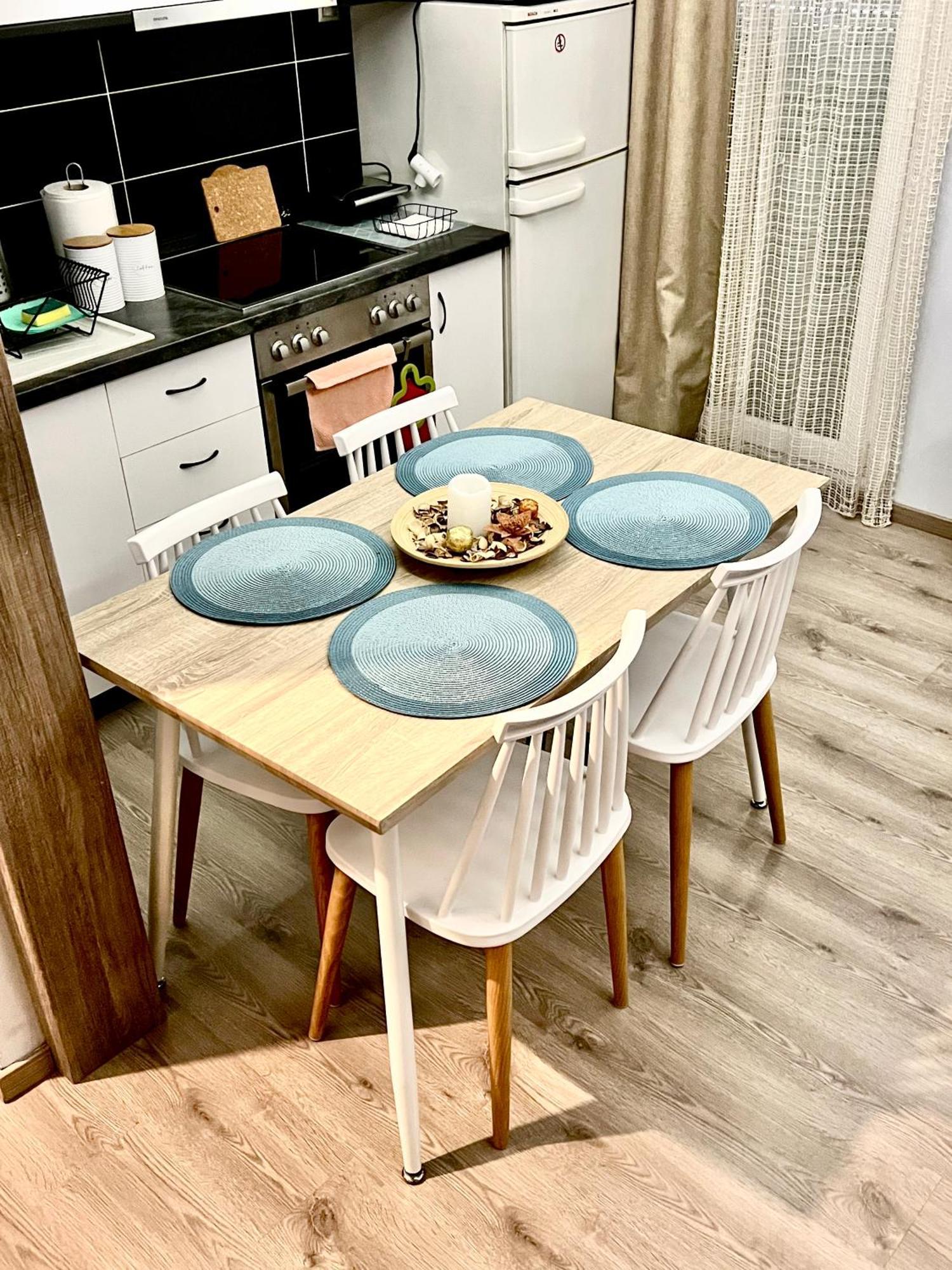 Sonias Central Jacuzzi Apartment,100mbps Thessaloniki