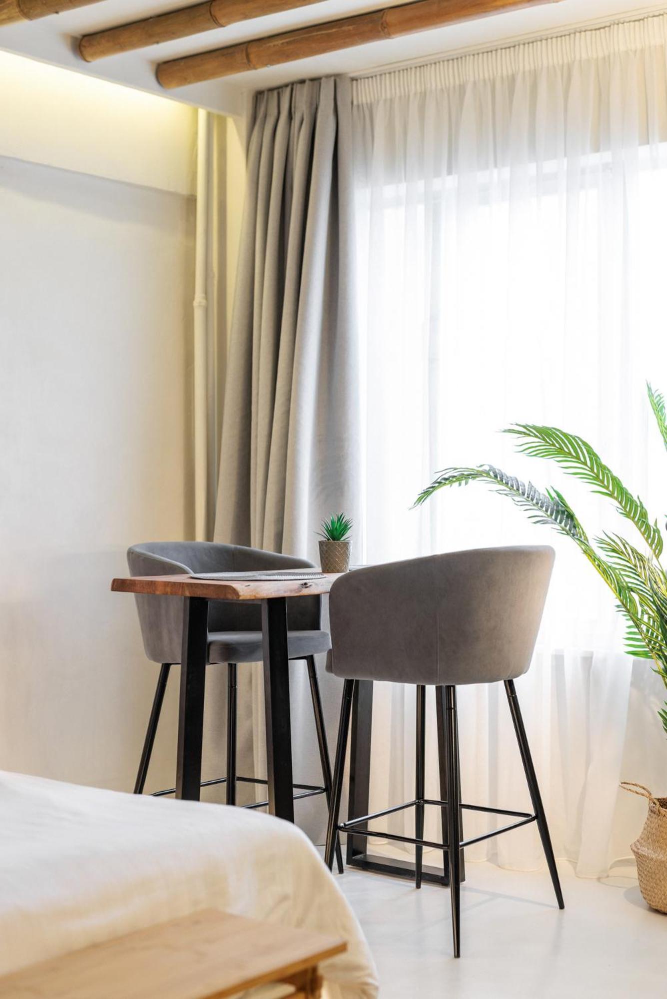 Unique Room-jacuzzi And Balcony *