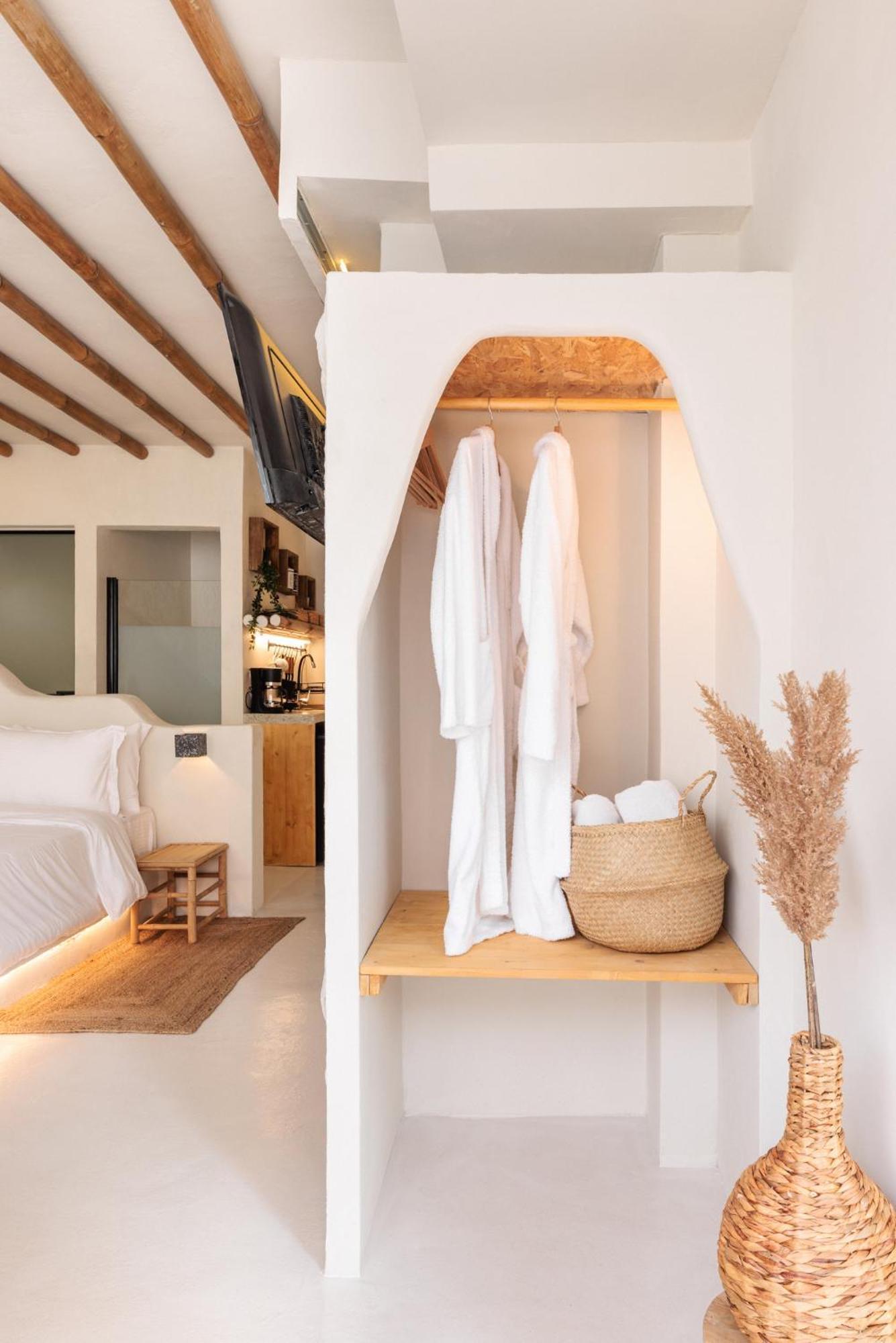 Unique Room-jacuzzi And Balcony *