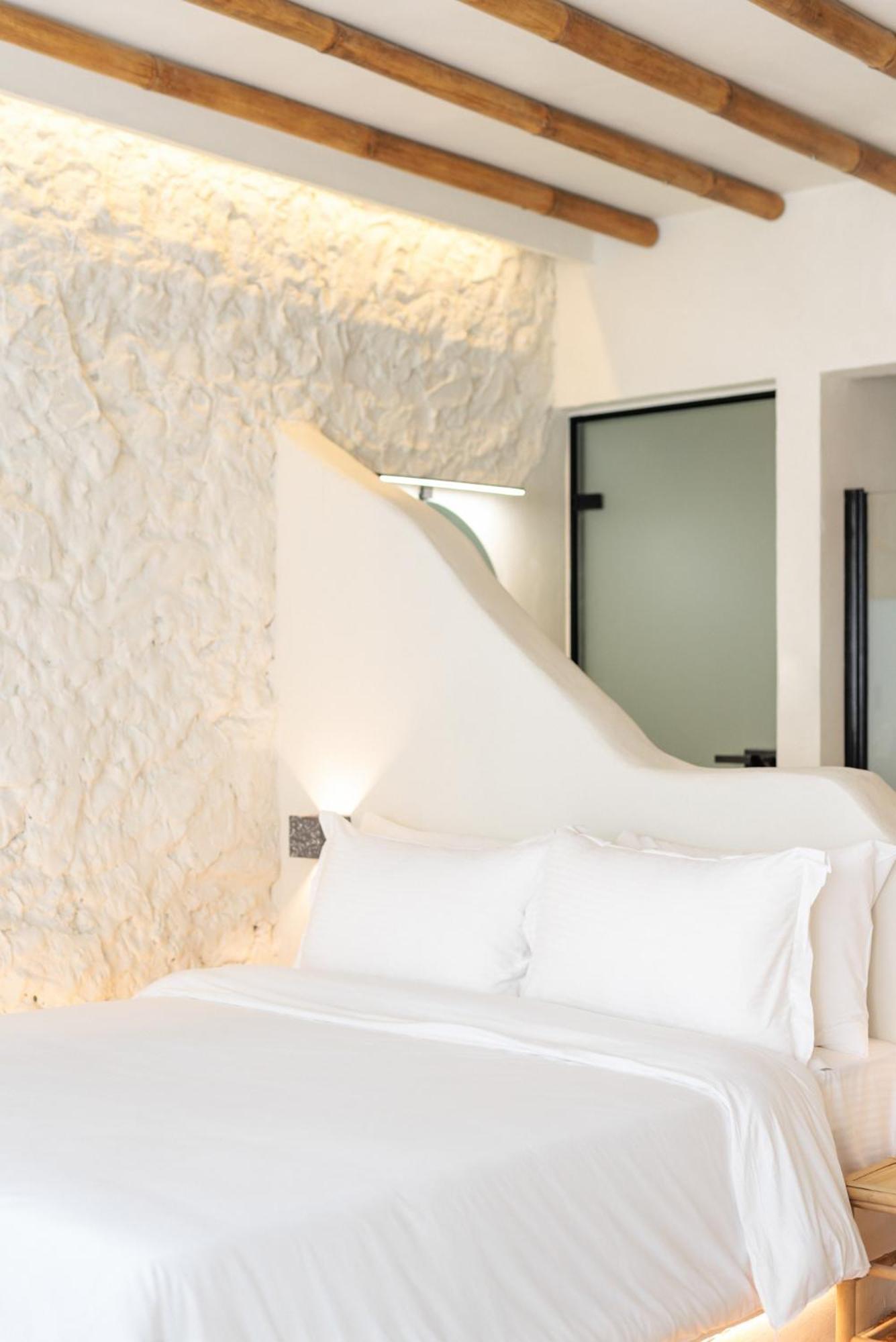 Unique Room-jacuzzi And Balcony * Thessaloniki