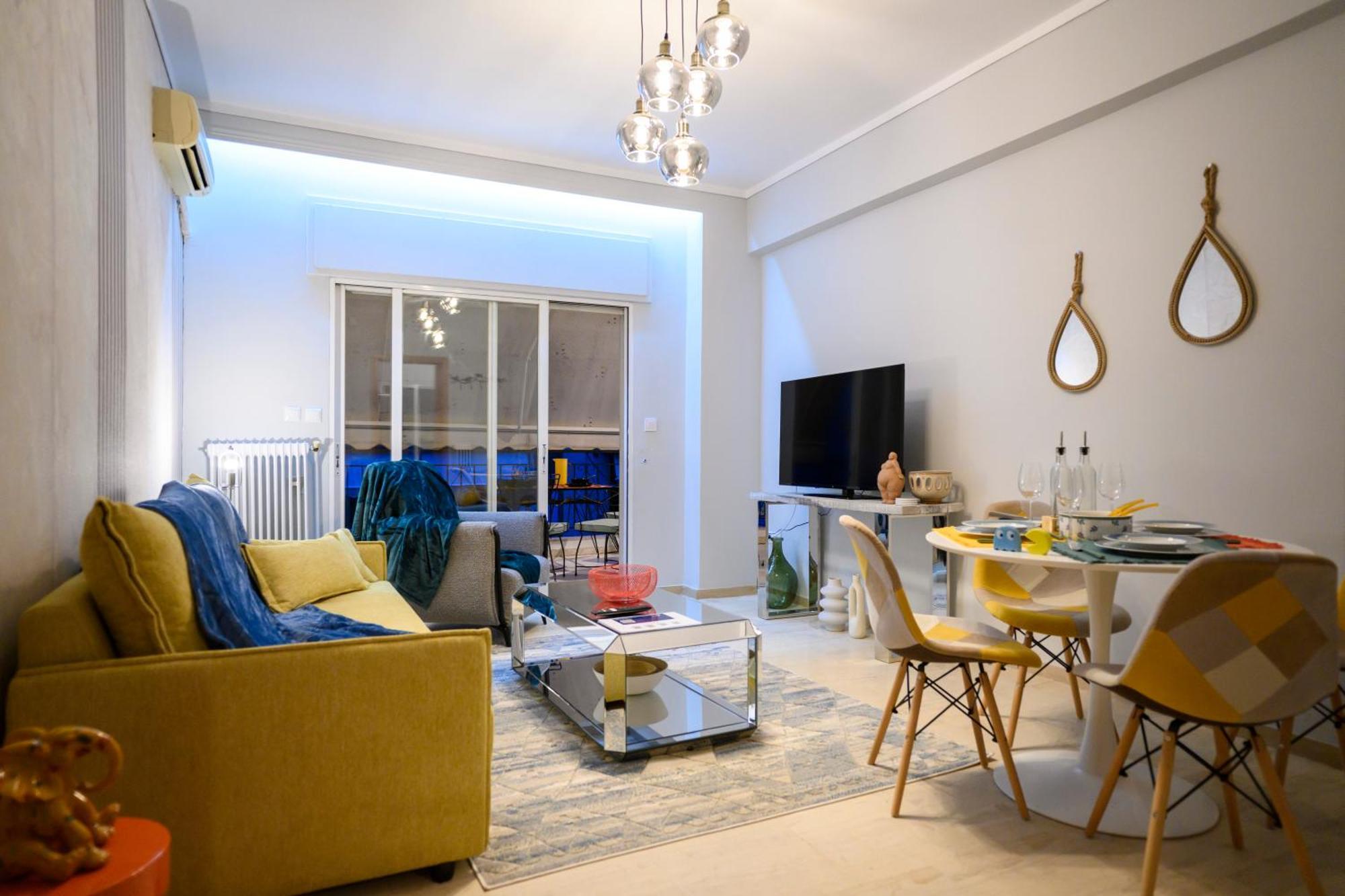 Serenity And 2 Bedroom Luxury In Kalamaria Apartment