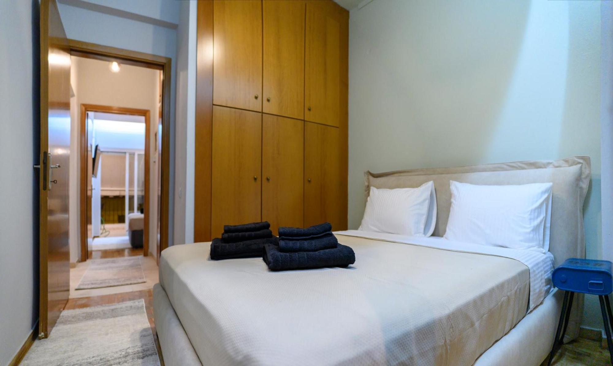 Apartment Serenity And 2 Bedroom Luxury In Kalamaria *