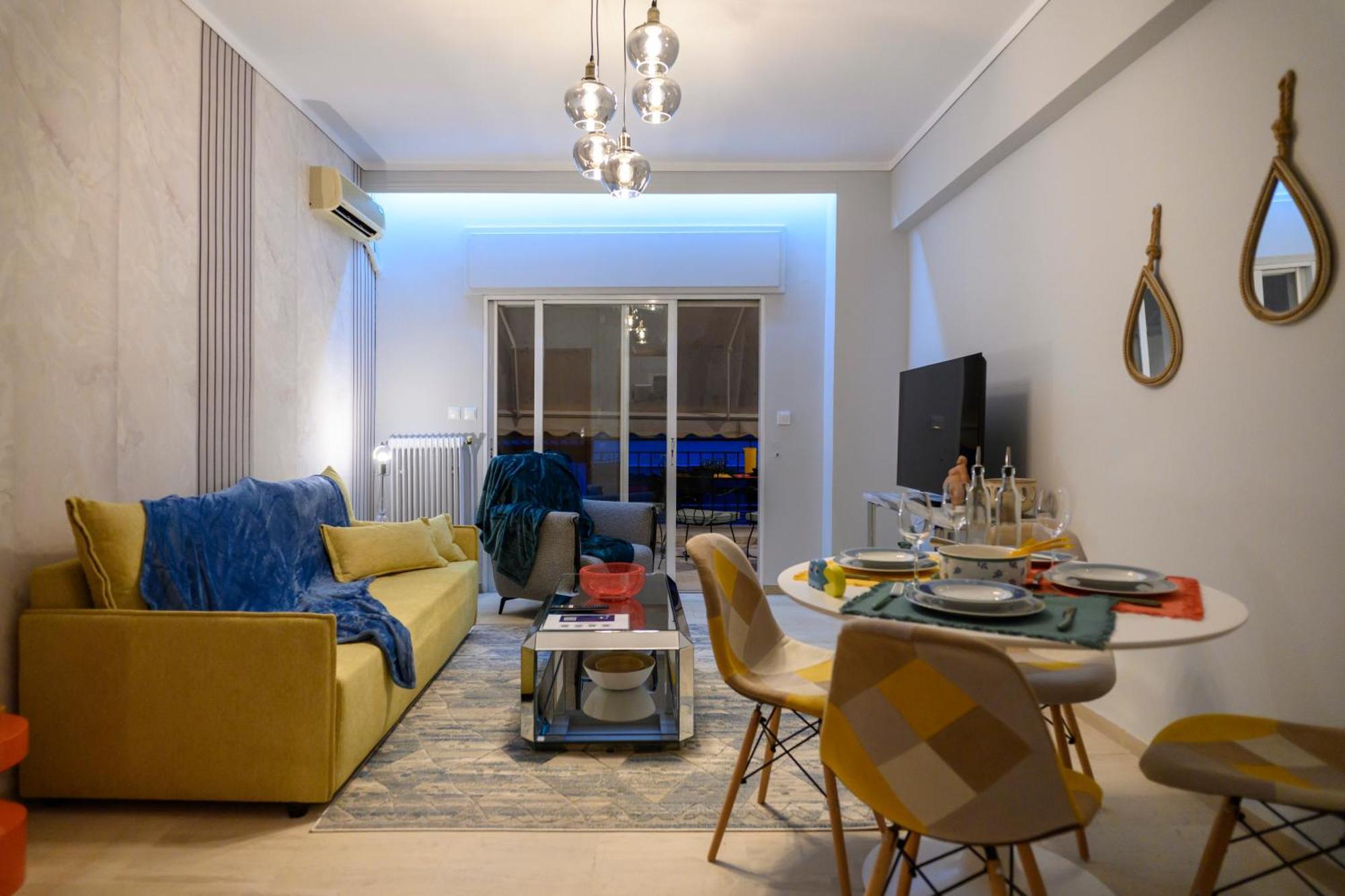 Serenity And 2 Bedroom Luxury In Kalamaria *