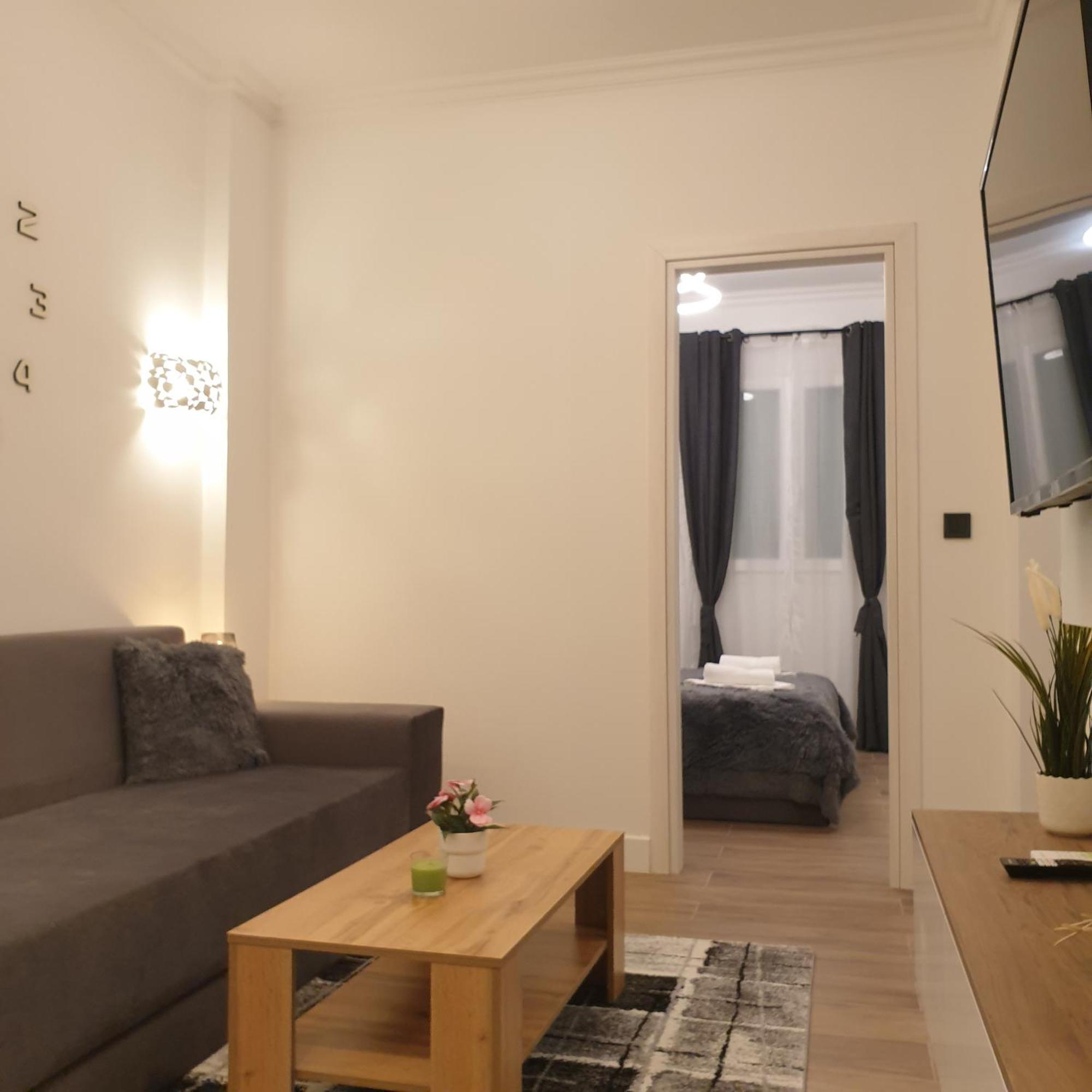 Apartment Glow Haven
