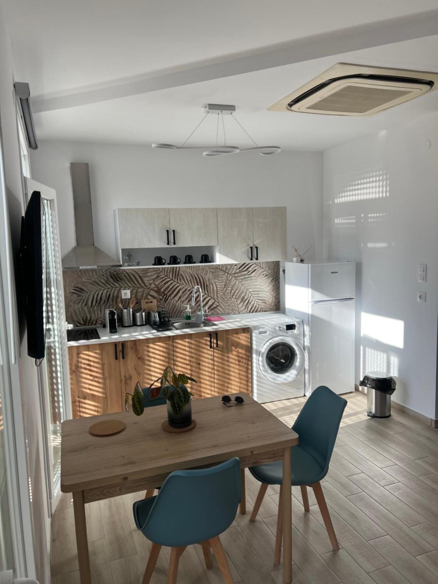 F Apartment