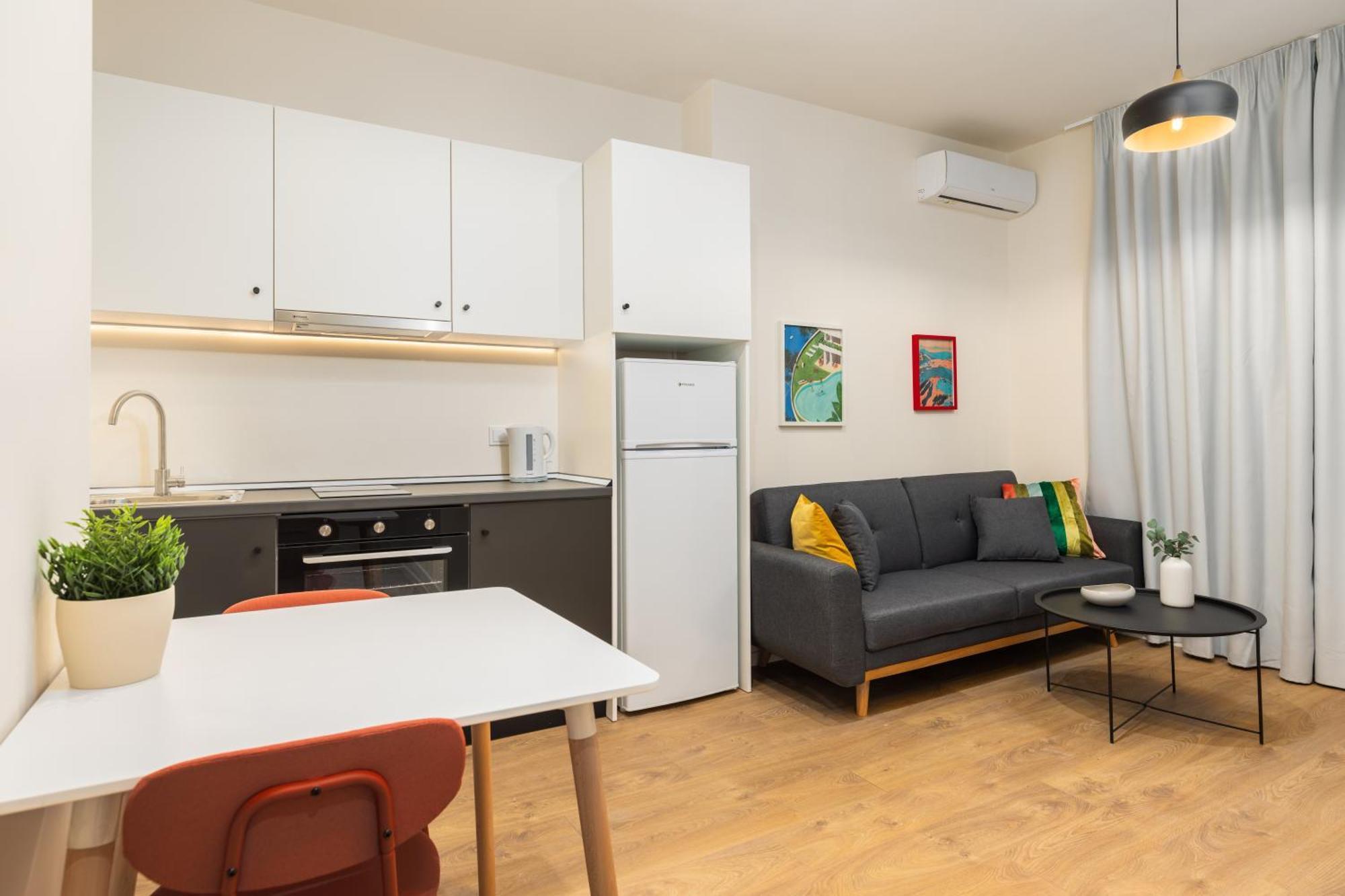 Apartment Boat House - Near Papafi Metro Station
