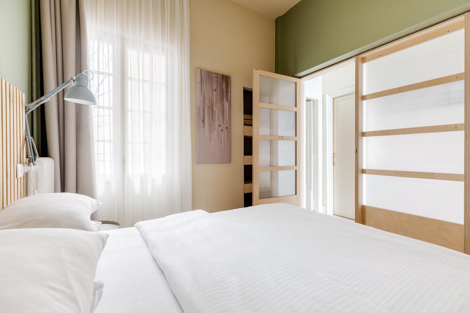 Infinity & Beyond By Halu! - Seafront Apartment