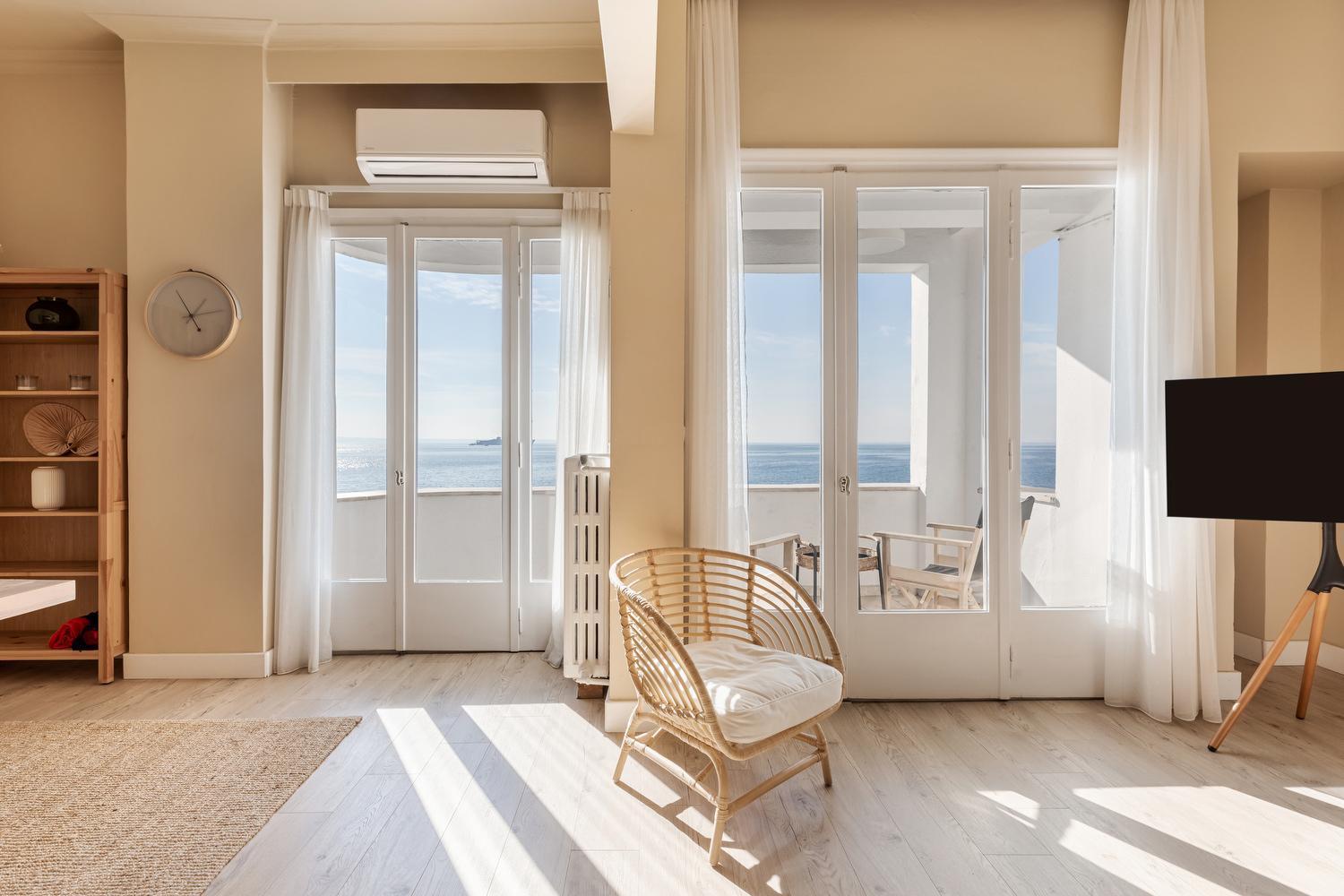 Infinity & Beyond By Halu! - Seafront Apartamento Tessalónica