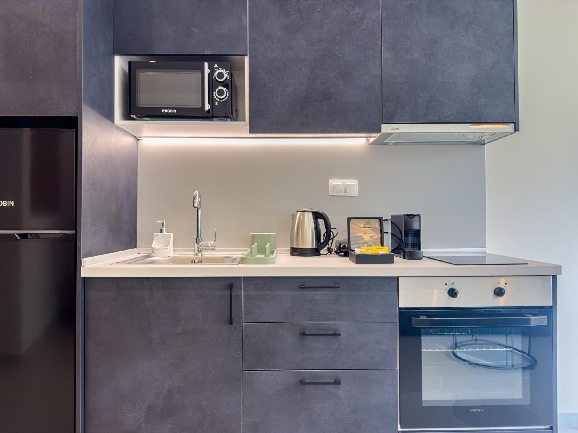Brantouna Urban Vibes By Proliving Hospitality Apartment