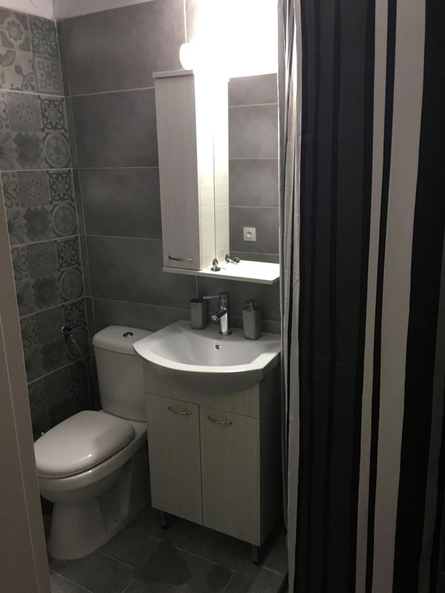 Amazing 10 Minutes To Center No1 Apartment