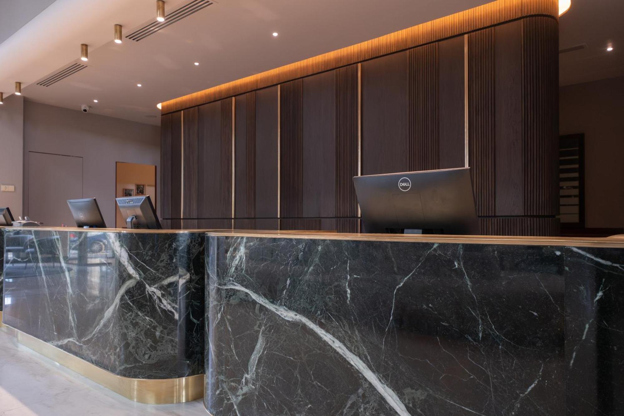 Hyatt Regency Hotel 5*