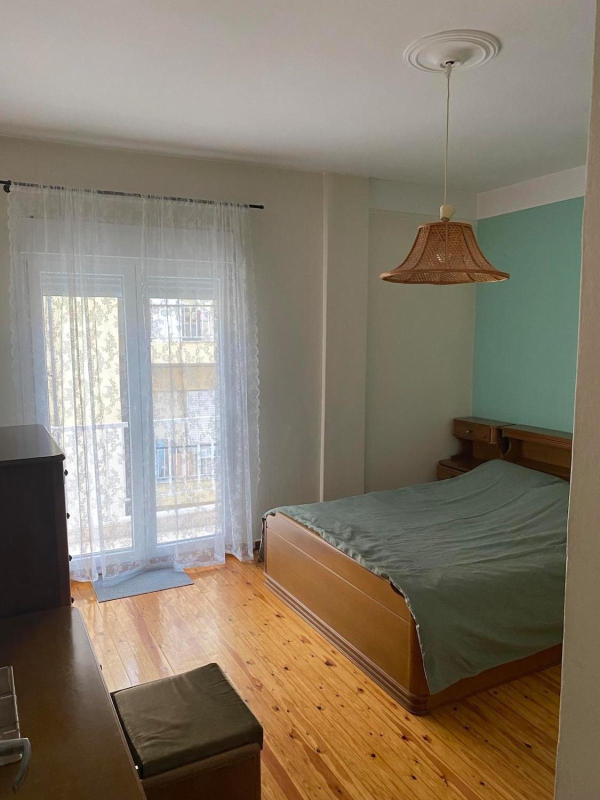 Spacious & Bright 2brm Apartment *